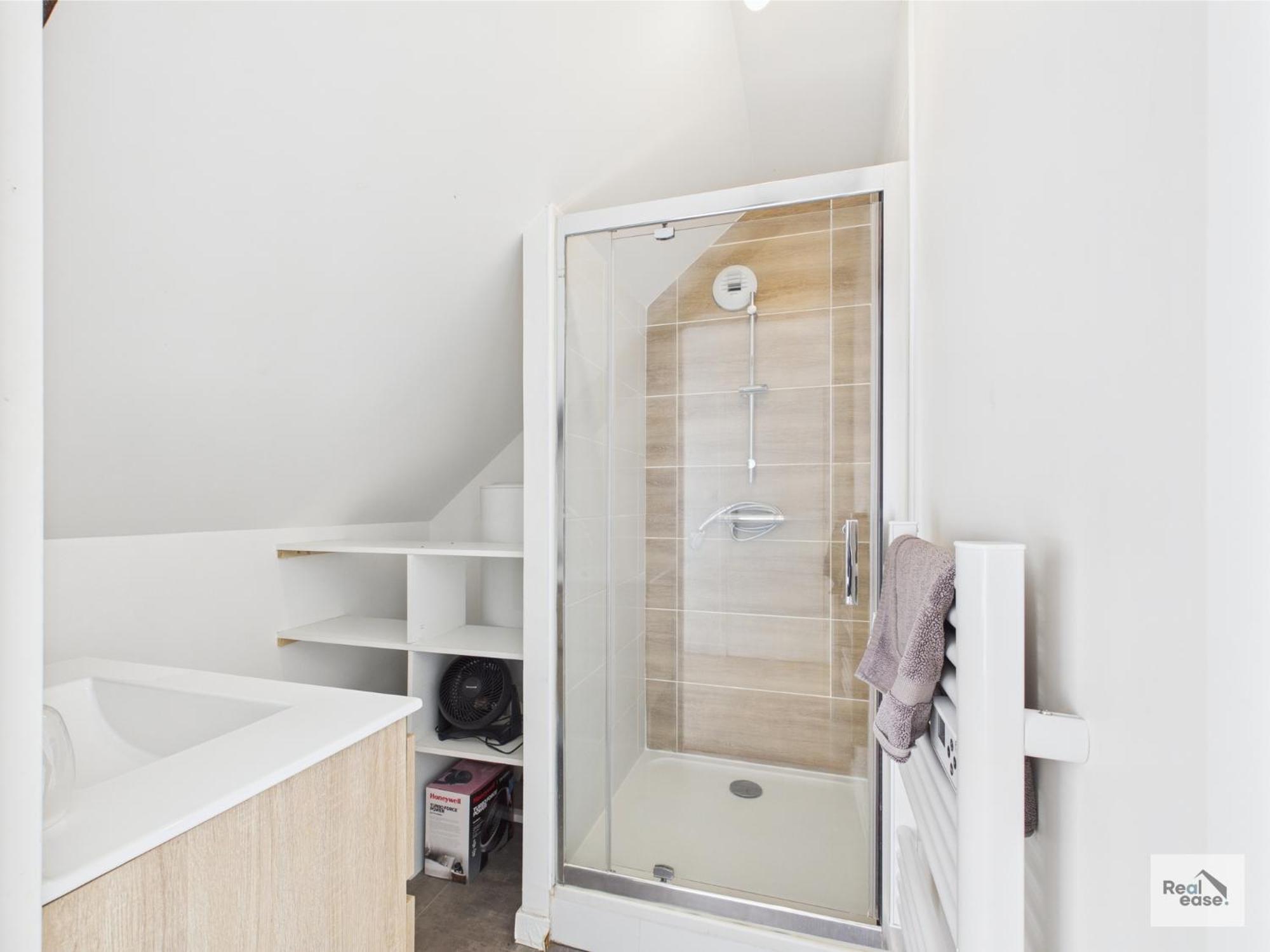 Logement de caractère en haute ville de Quimperlé, photo 9