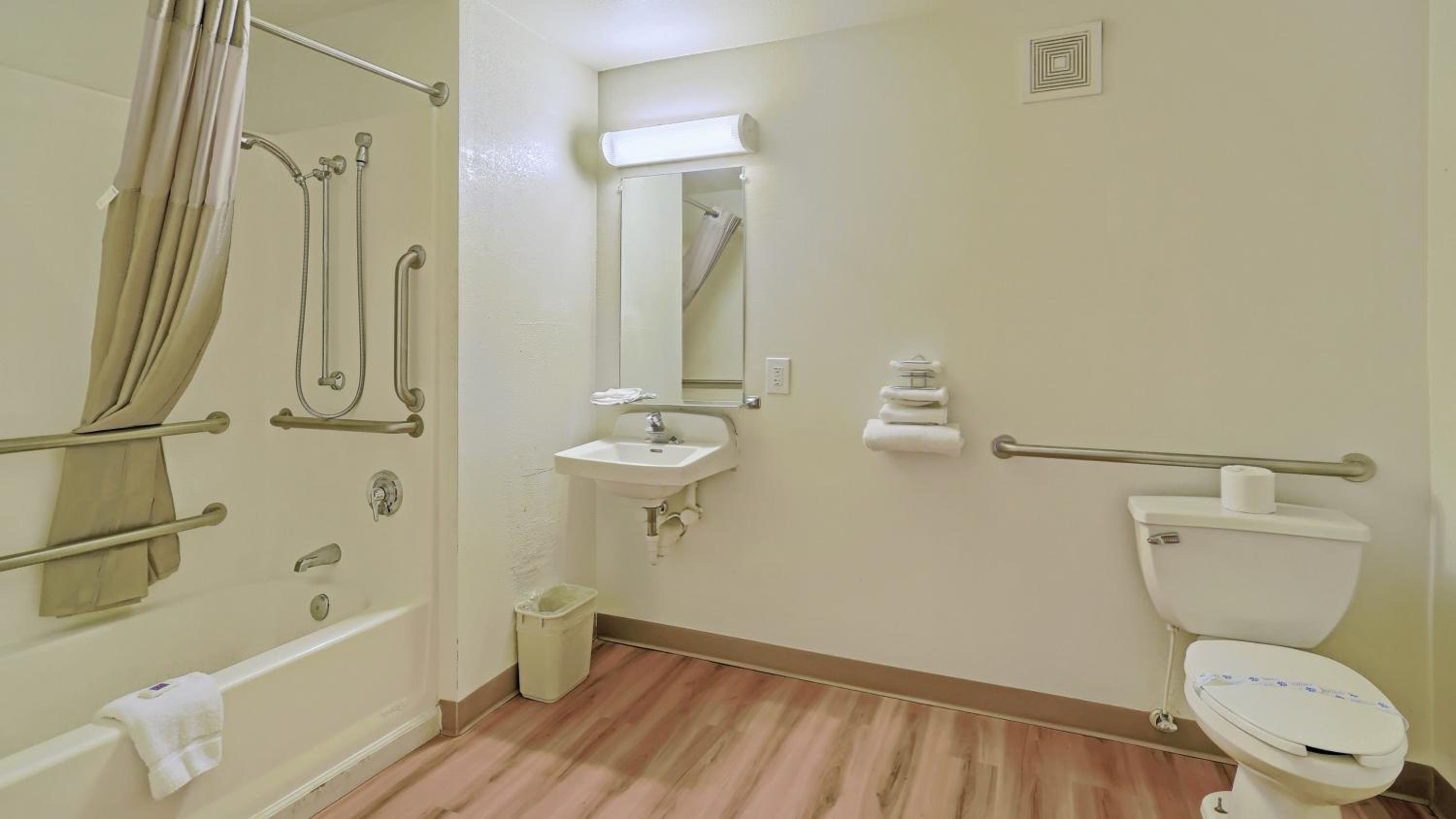 Motel 6-Maple Shade Township, NJ - Philadelphia - Mt Laurel - Property Image 24