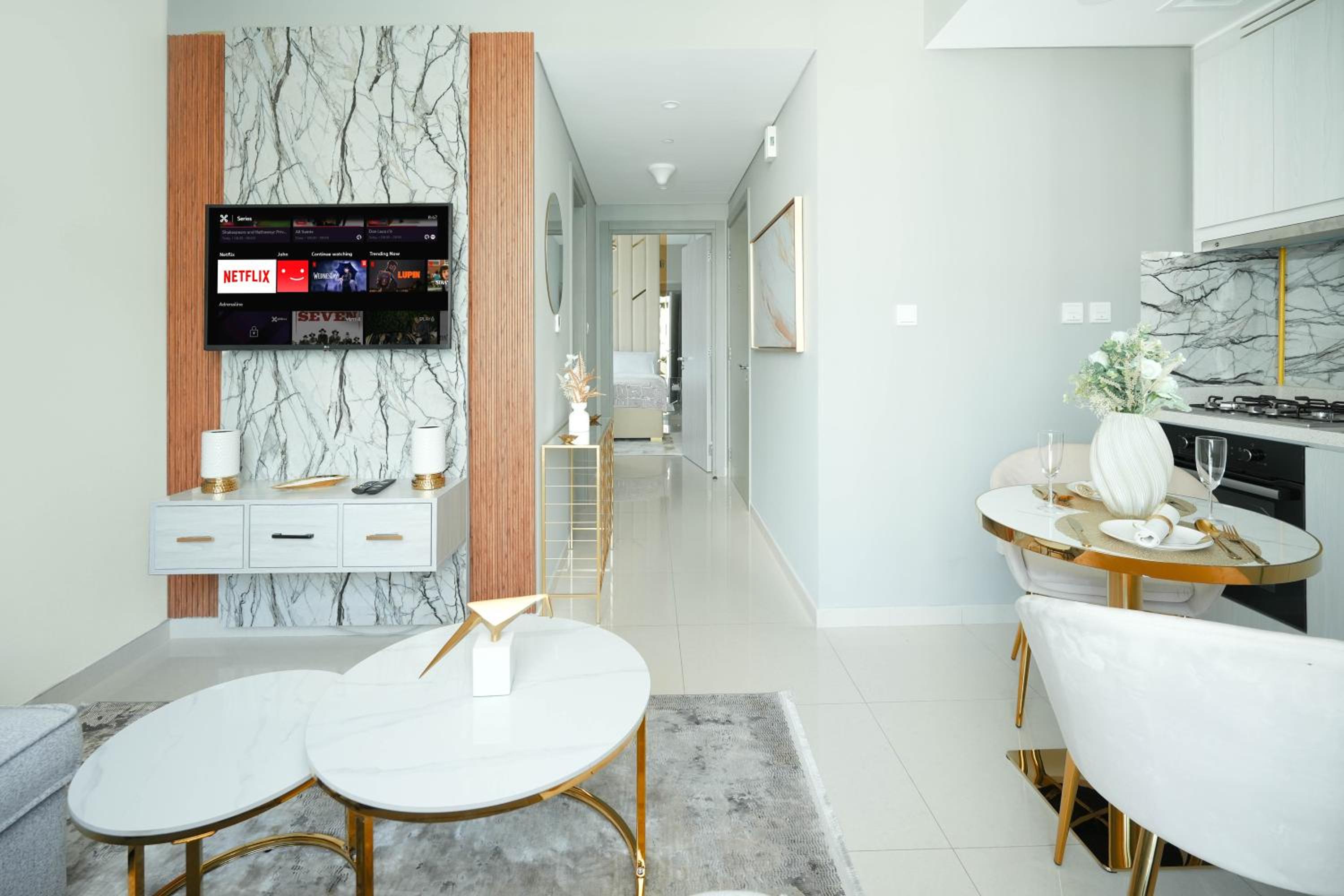 KeyRock Living - Lakeview Luxury in Zada Tower