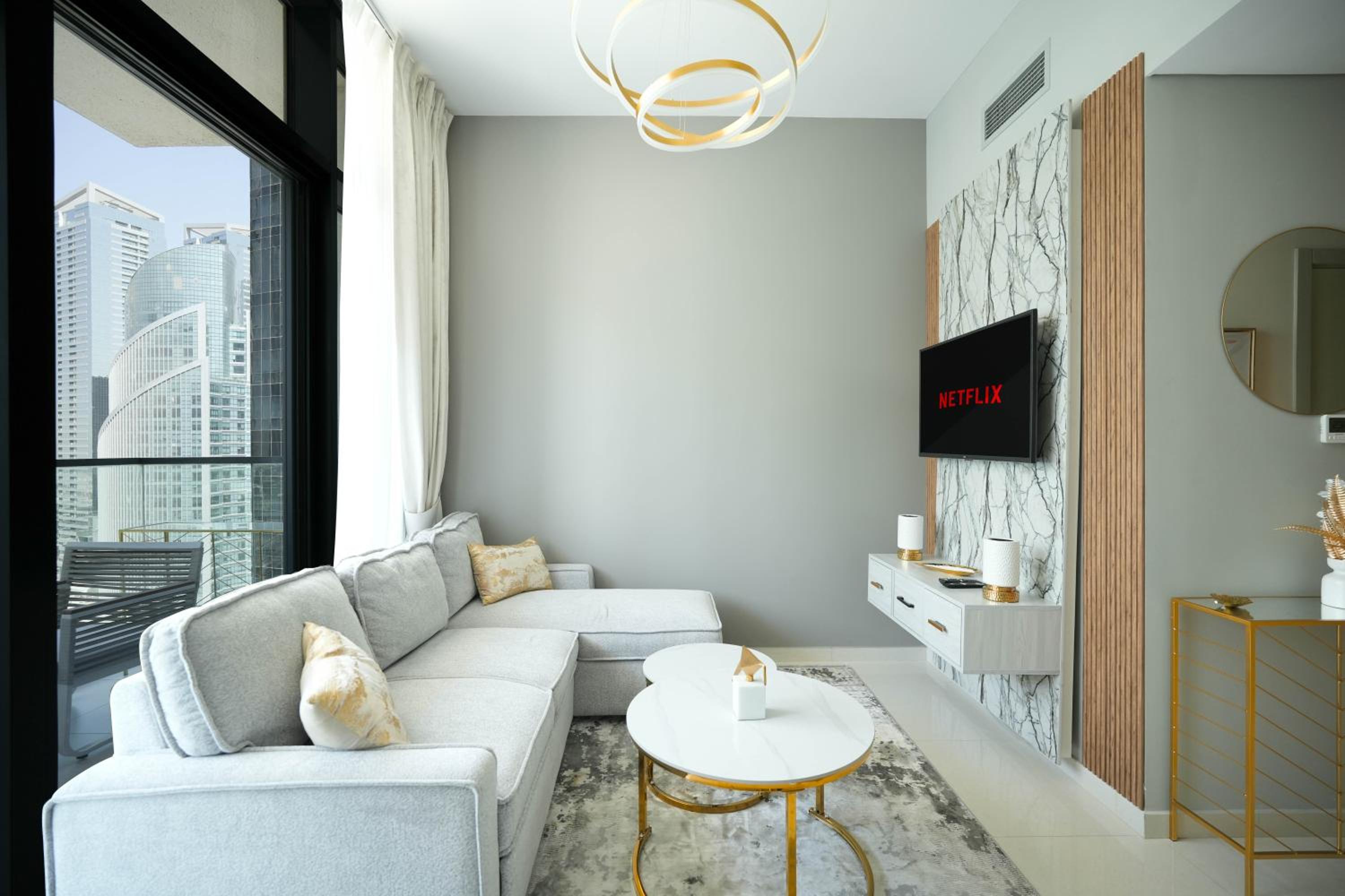 KeyRock Living - Lakeview Luxury in Zada Tower