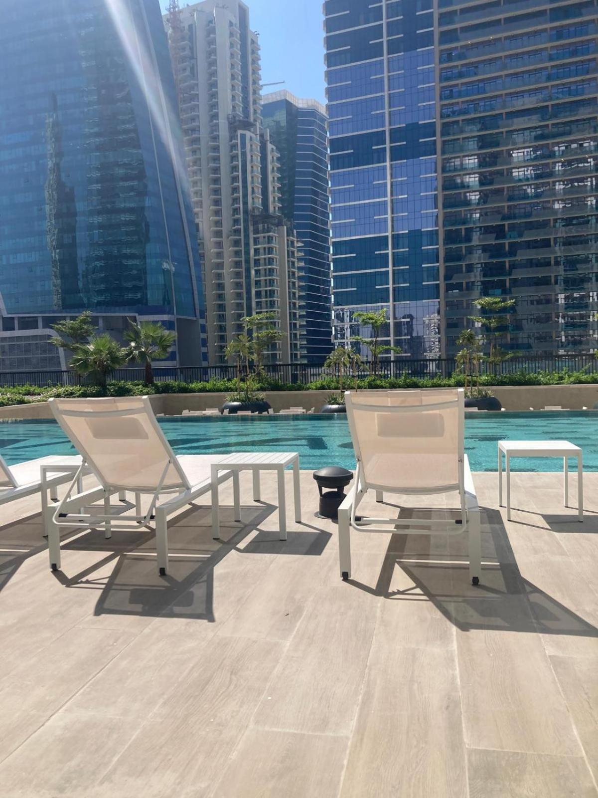 KeyRock Living - Lakeview Luxury in Zada Tower