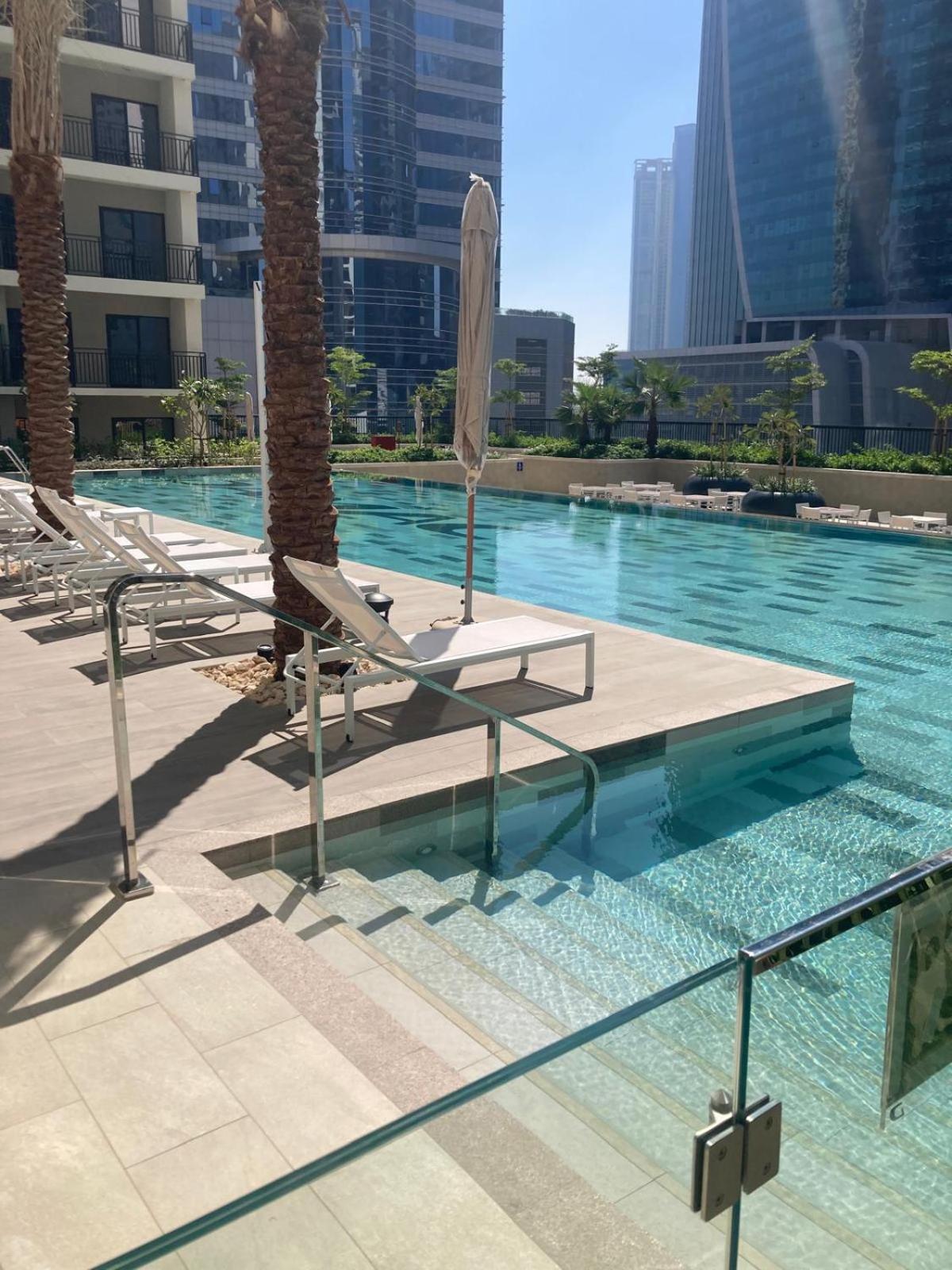 KeyRock Living - Lakeview Luxury in Zada Tower