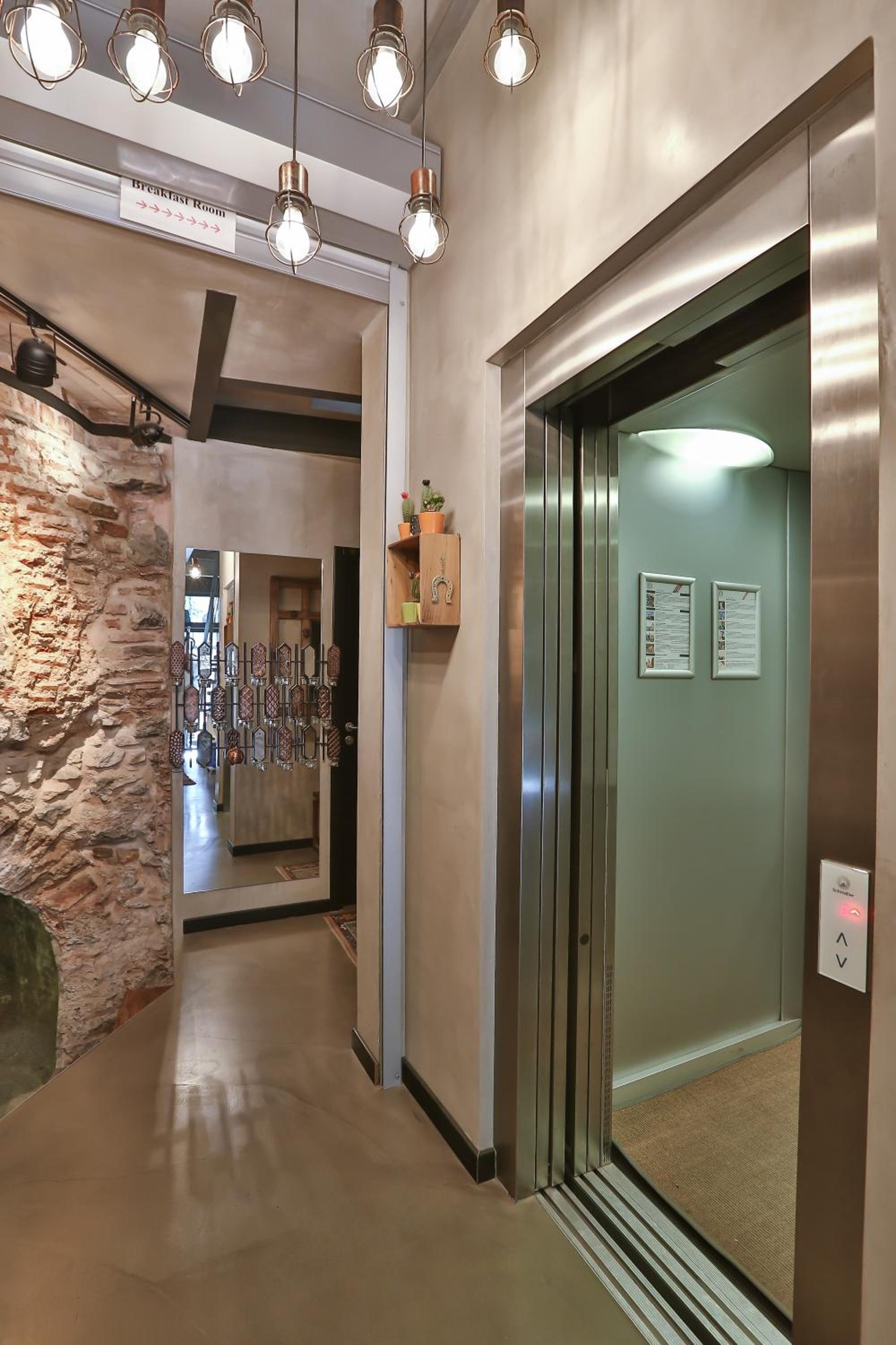 Hammamhane - Image 182