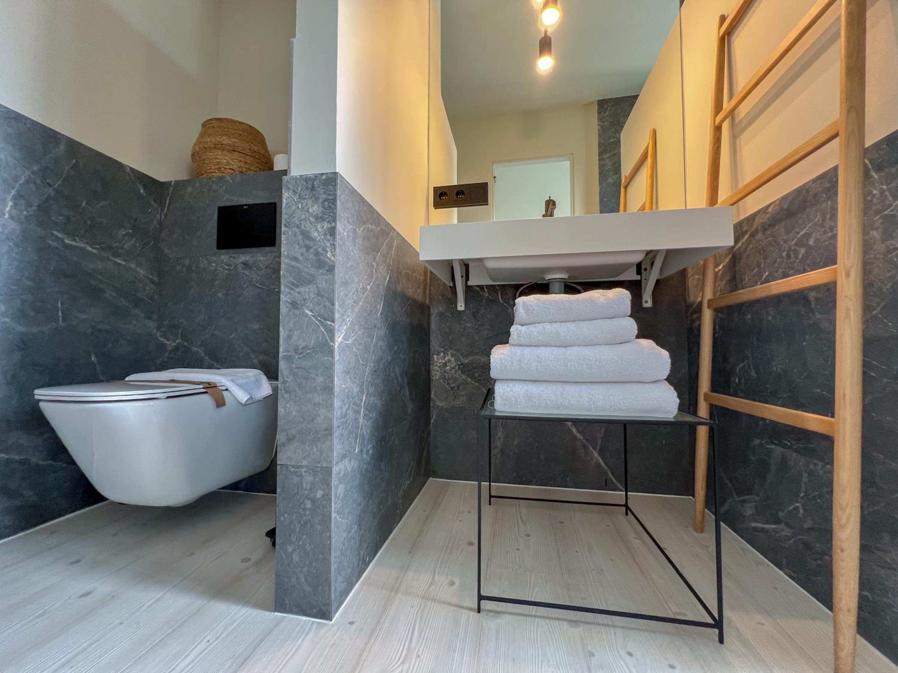 Luminoso loft con piscina en Puerto Banús