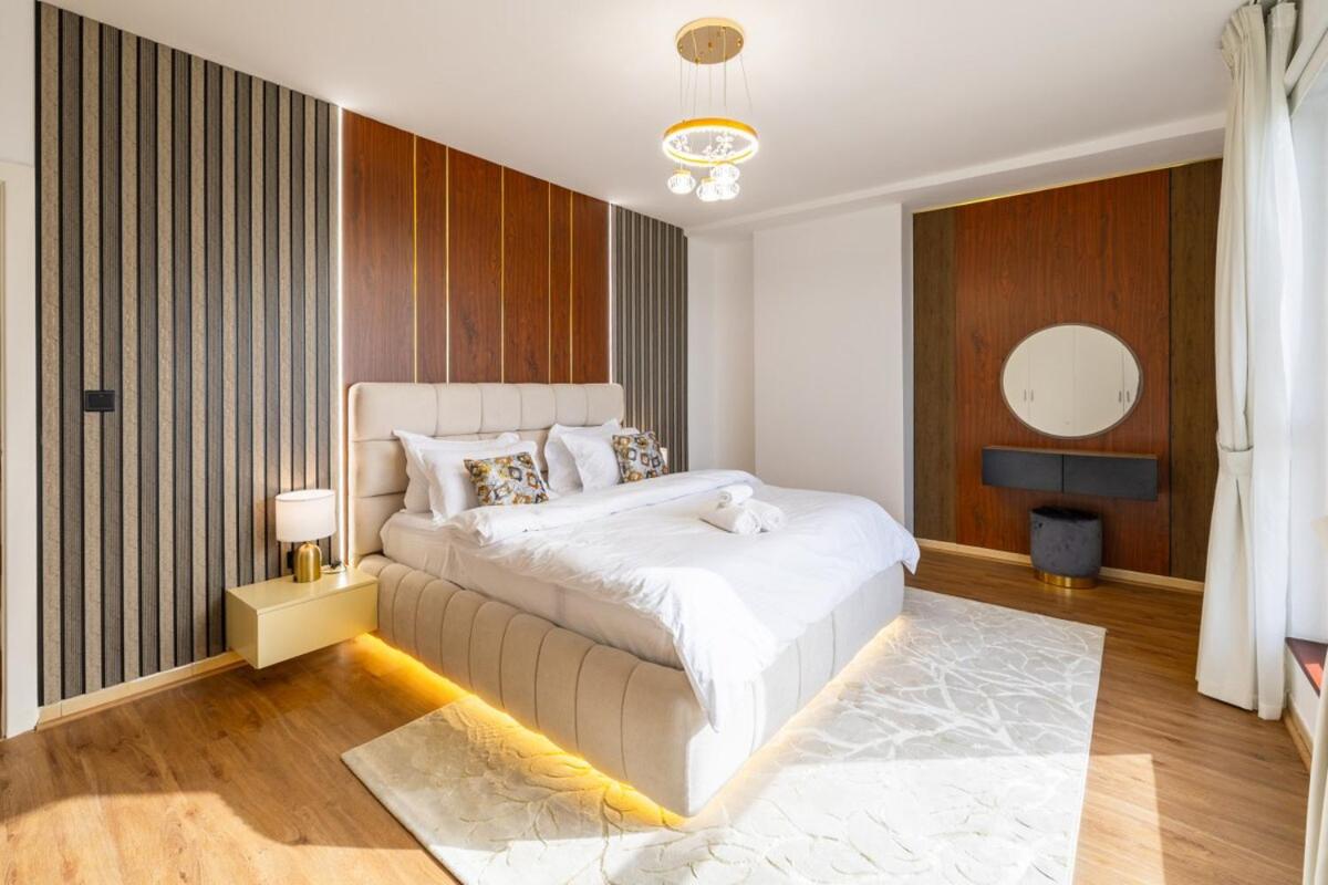 Near Beach Luxurious 2-Bedroom in JBR