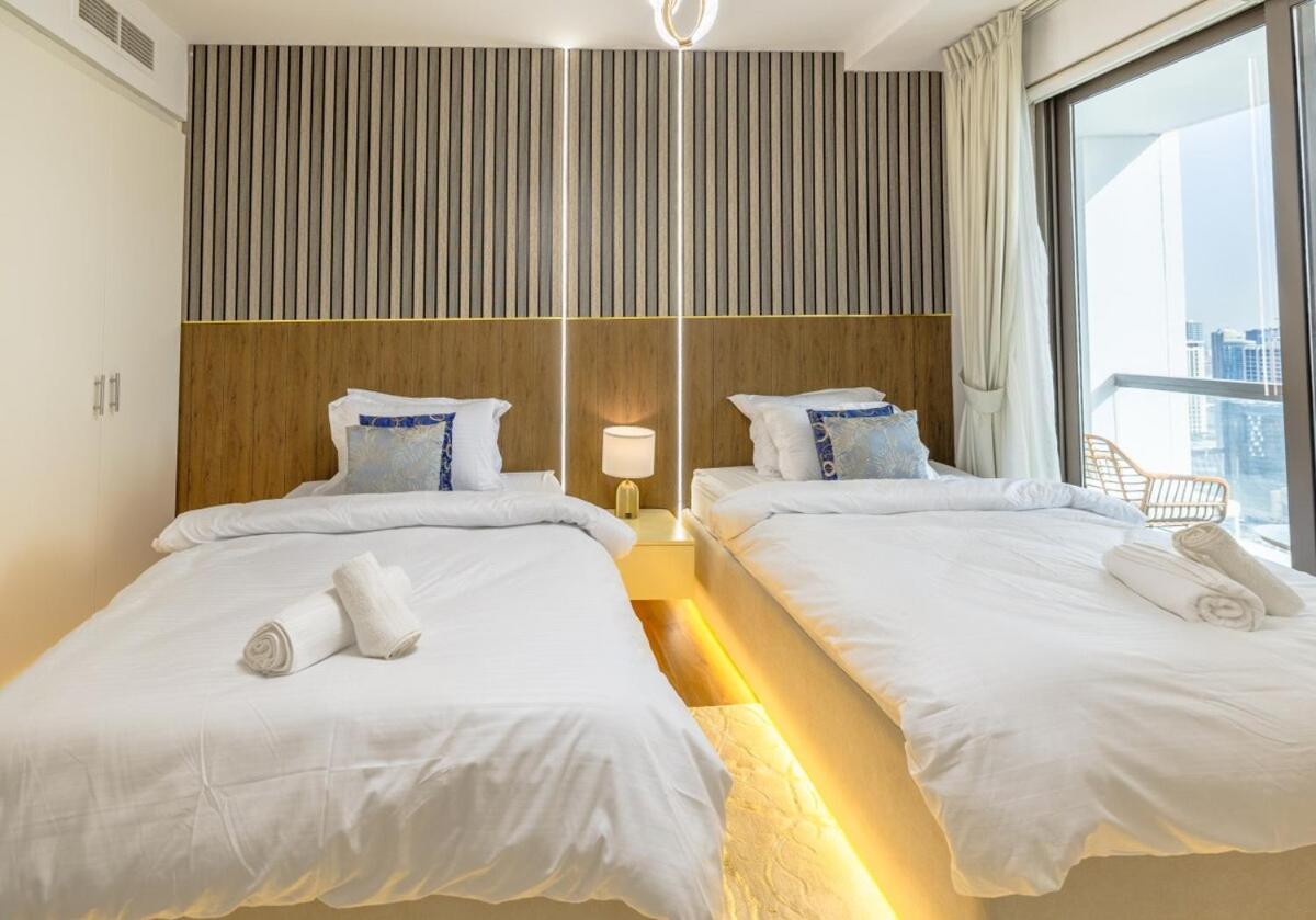 Near Beach Luxurious 2-Bedroom in JBR