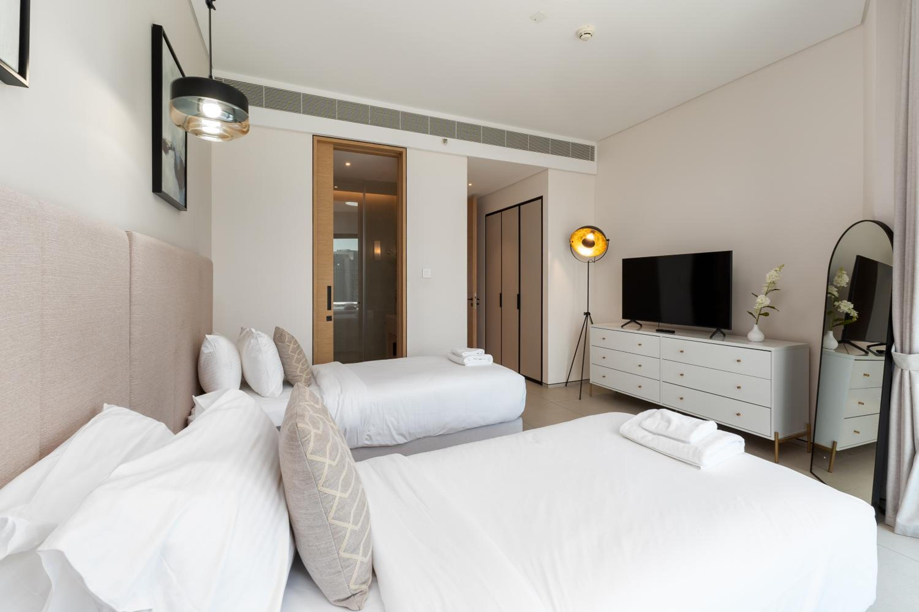 Address JBR with Sea View & Maid Room - Mint Stay