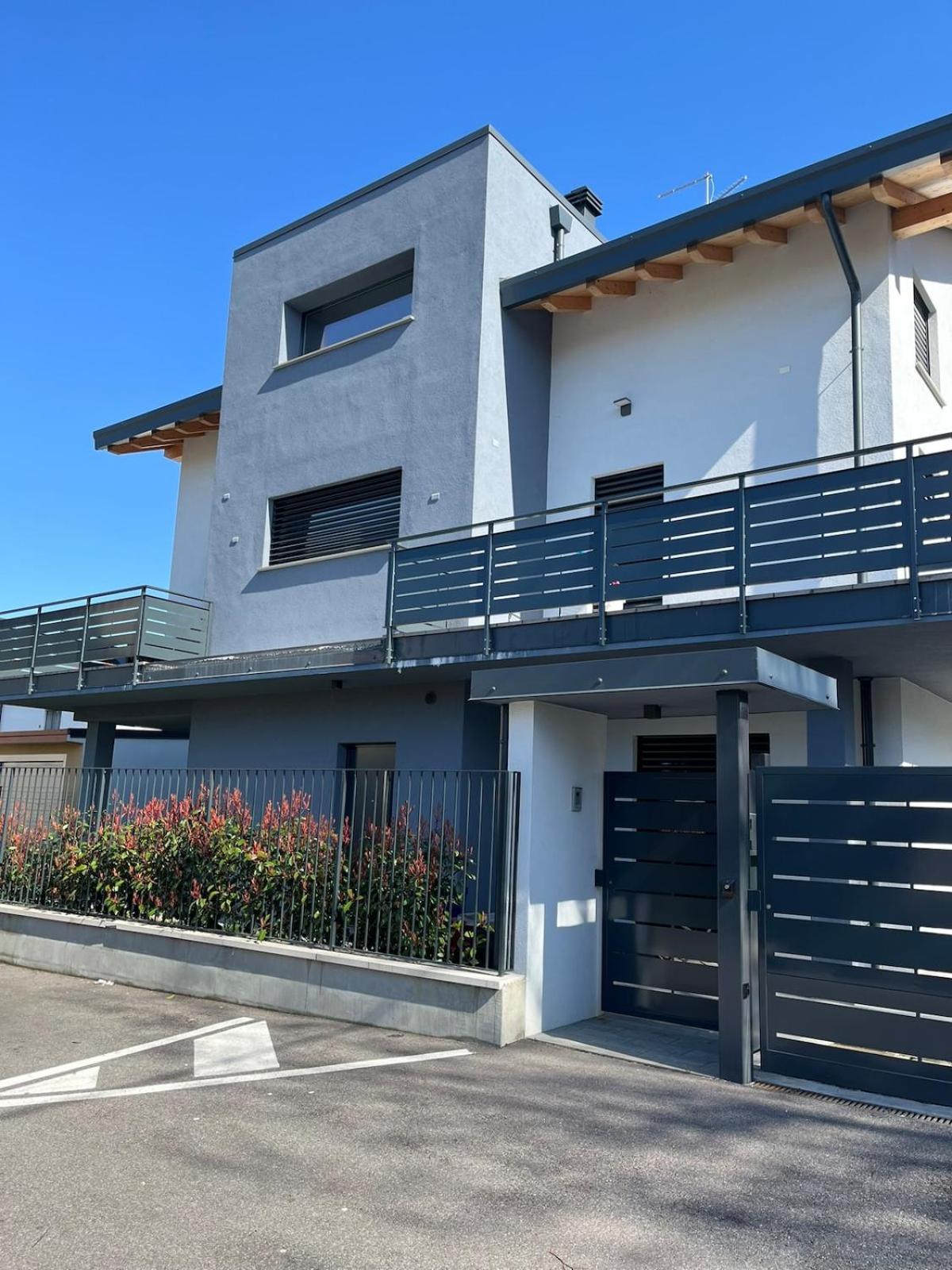 Casa Darcellas - Nuovo Trilocale full electric vicino Bergamo e Milano