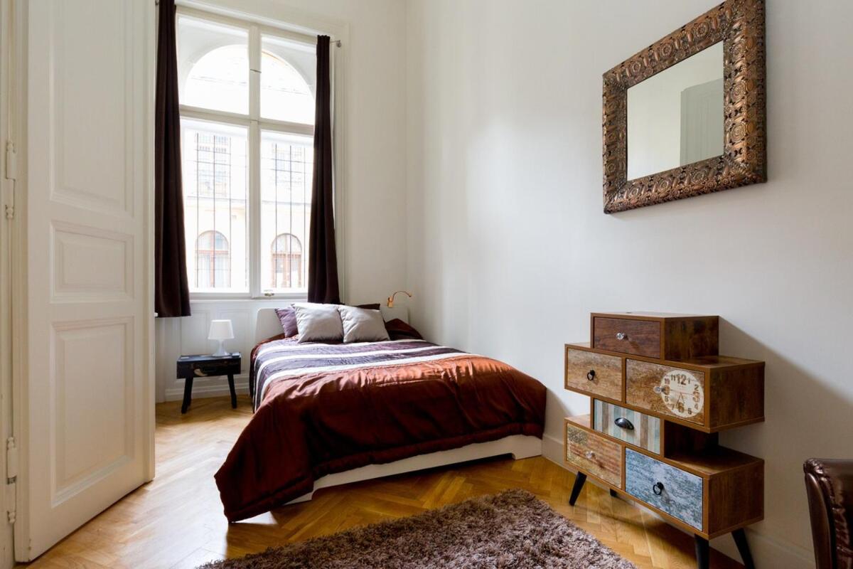 Suit Mondain Apartment Budapest