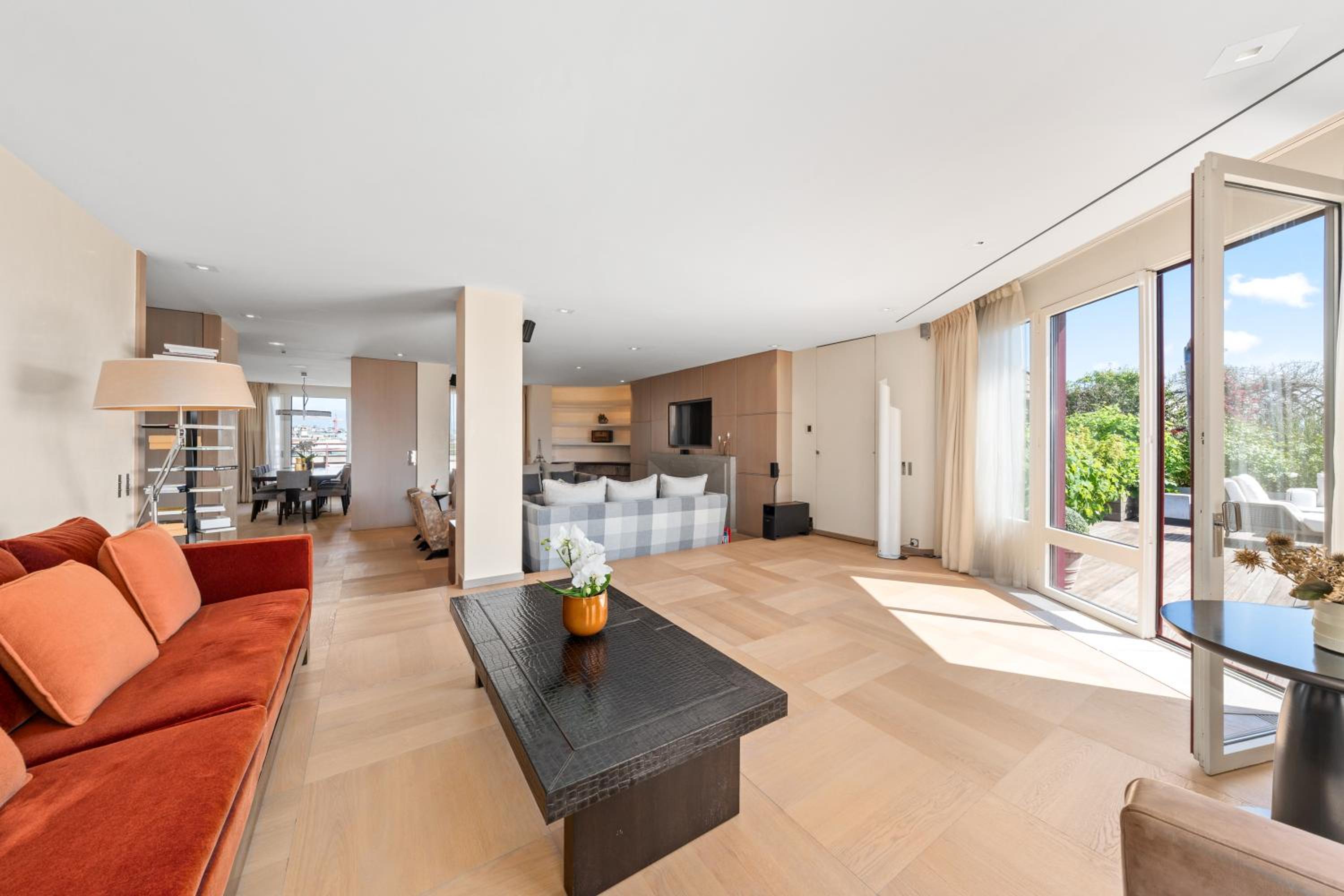 Exclusive 3 Bedroom Luxury penthouse
