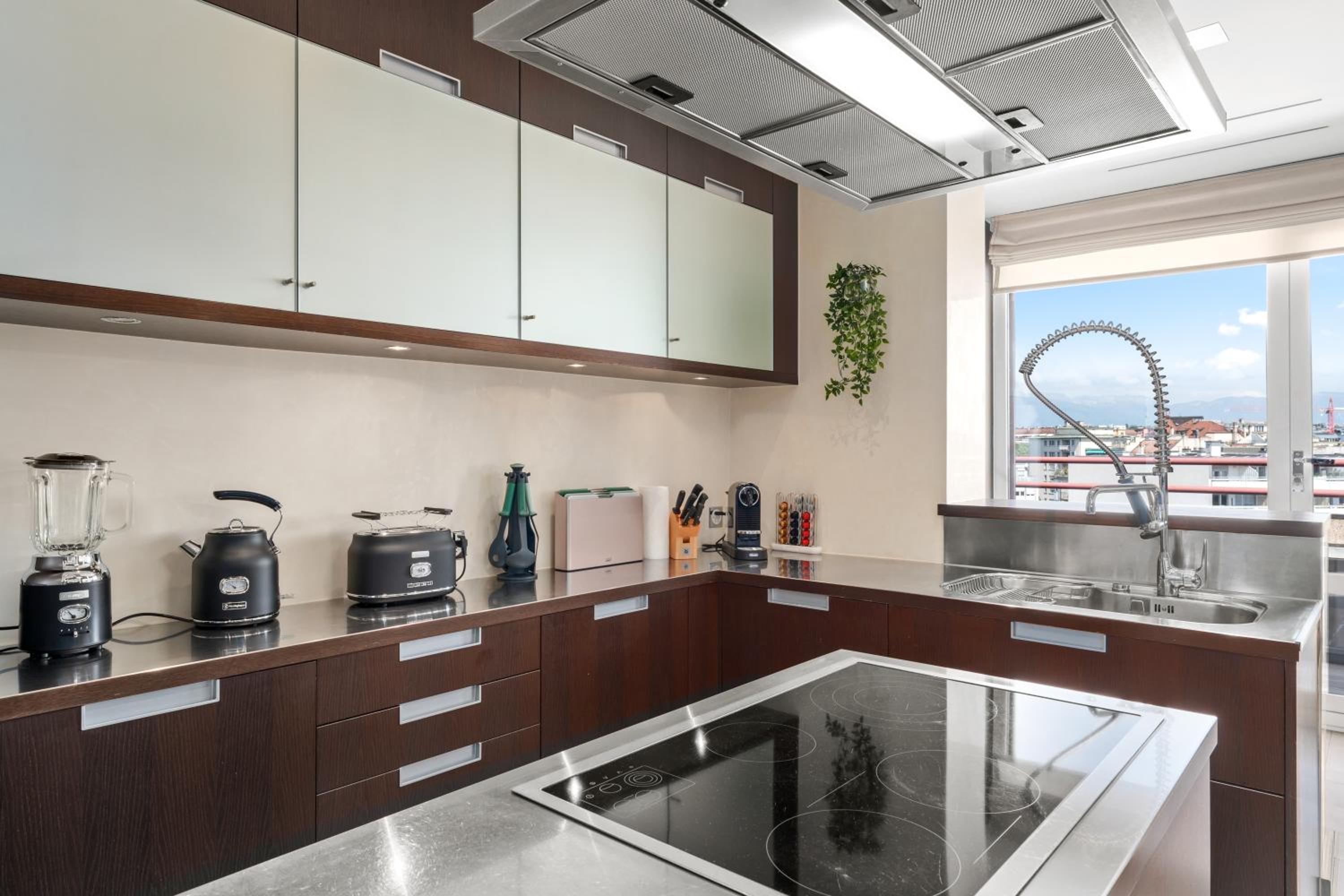 Exclusive 3 Bedroom Luxury penthouse