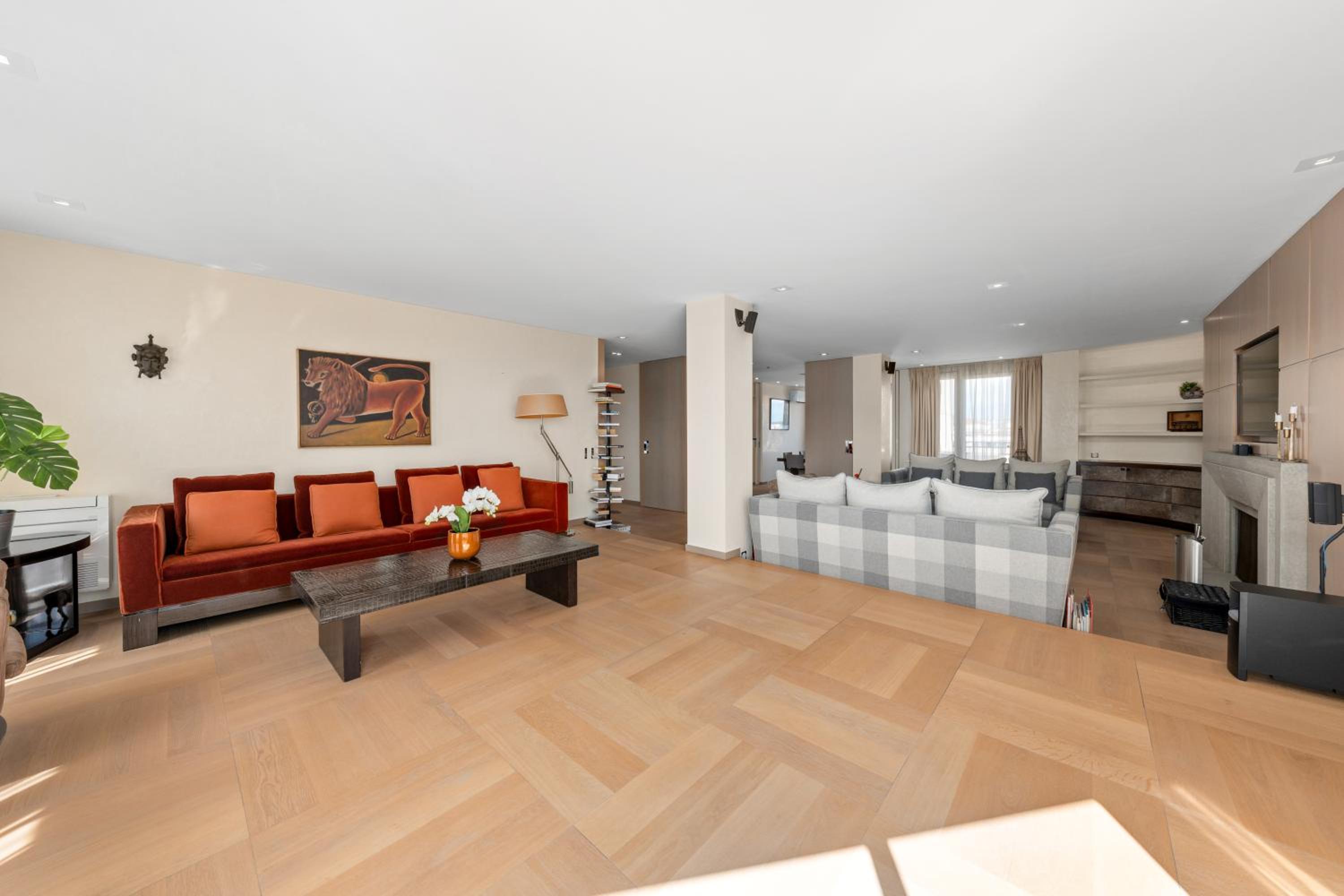 Exclusive 3 Bedroom Luxury penthouse