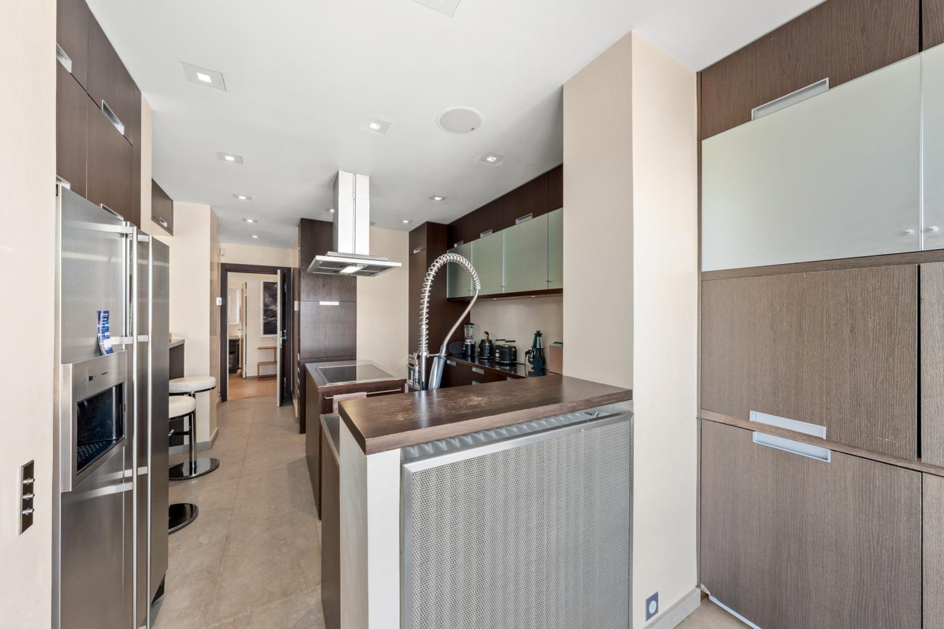 Exclusive 3 Bedroom Luxury penthouse