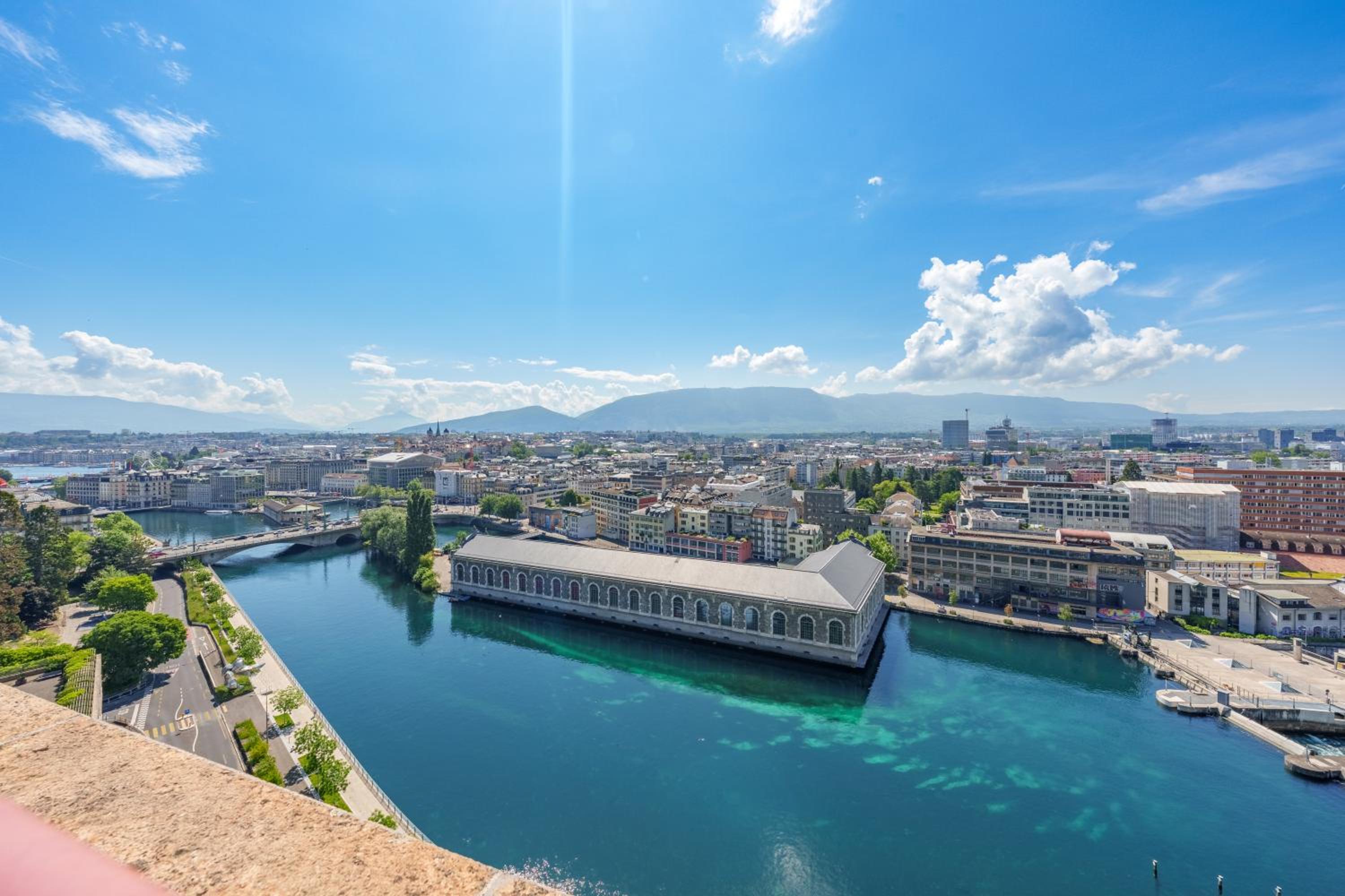 Exclusive 3 Bedroom Luxury penthouse