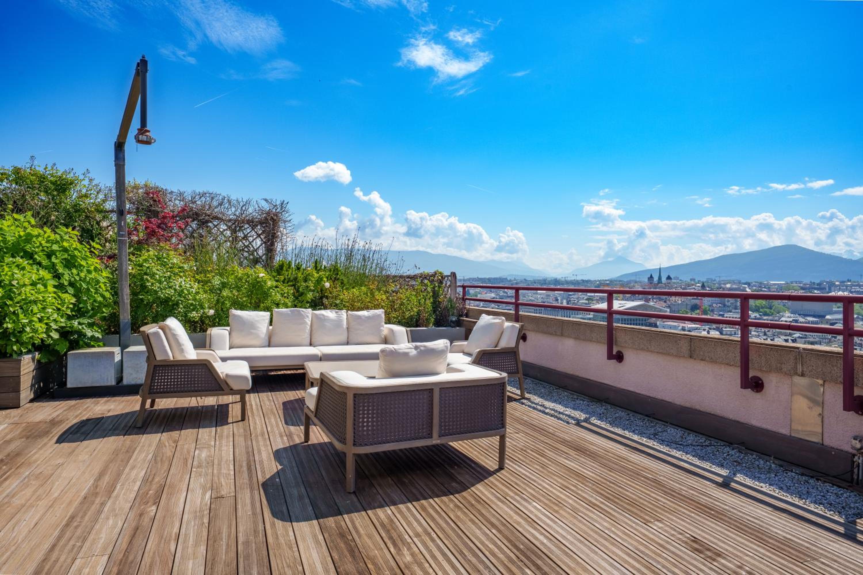 Exclusive 3 Bedroom Luxury penthouse