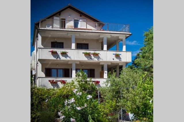 Hotel Apartments Loncar - Image 1