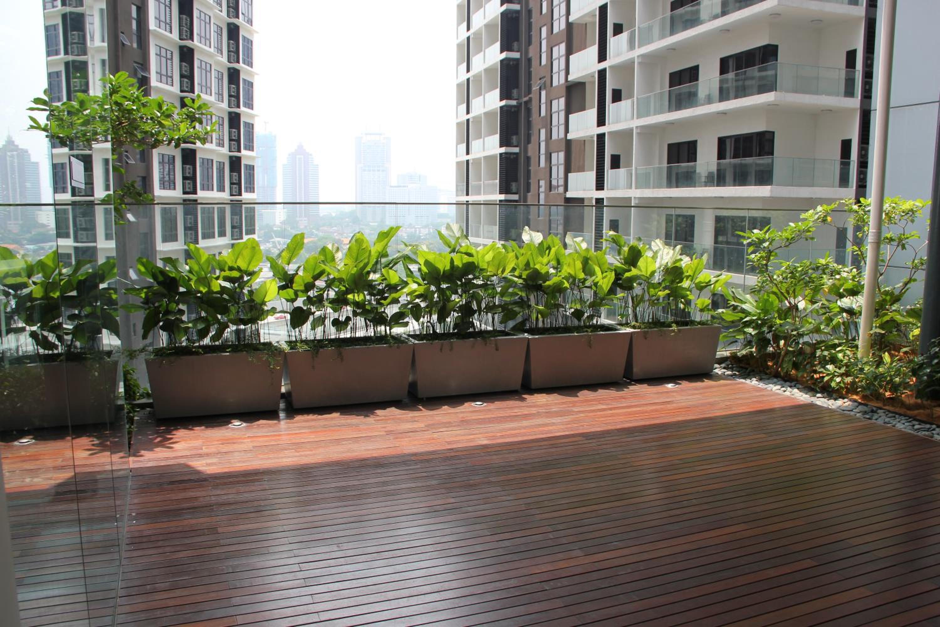 Summer Suites Residences by Subhome