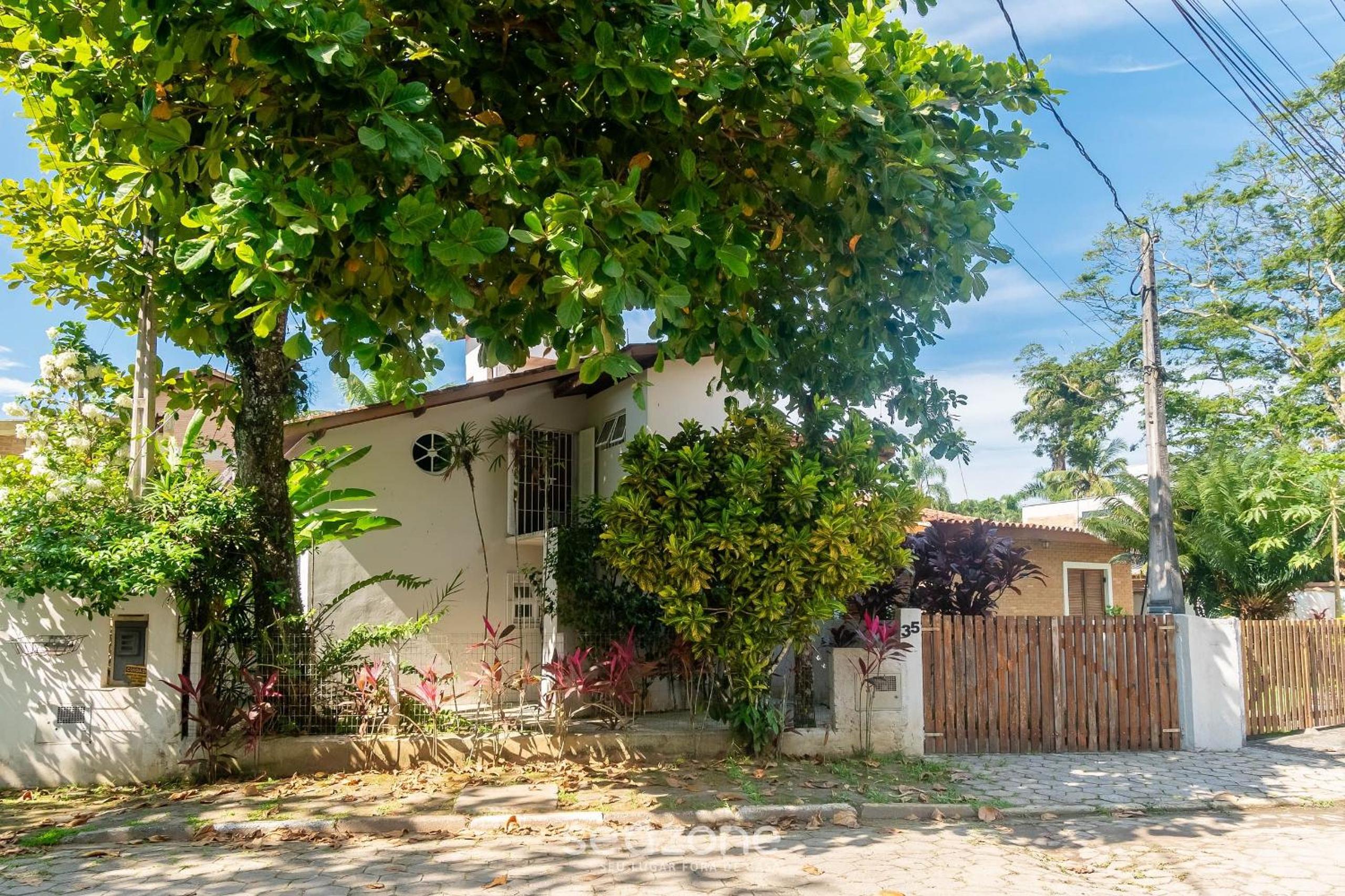 House with barbecue 350m from the beach RUL0035