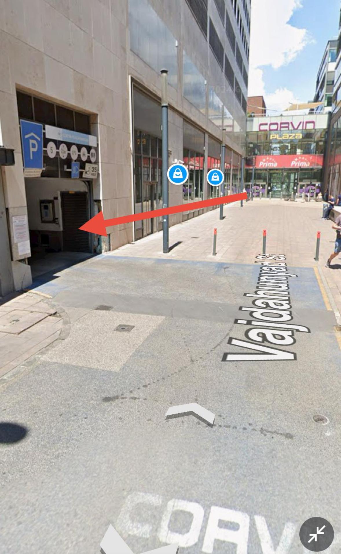 Budapest Spirit - Azure Sky WITH FREE PARKING