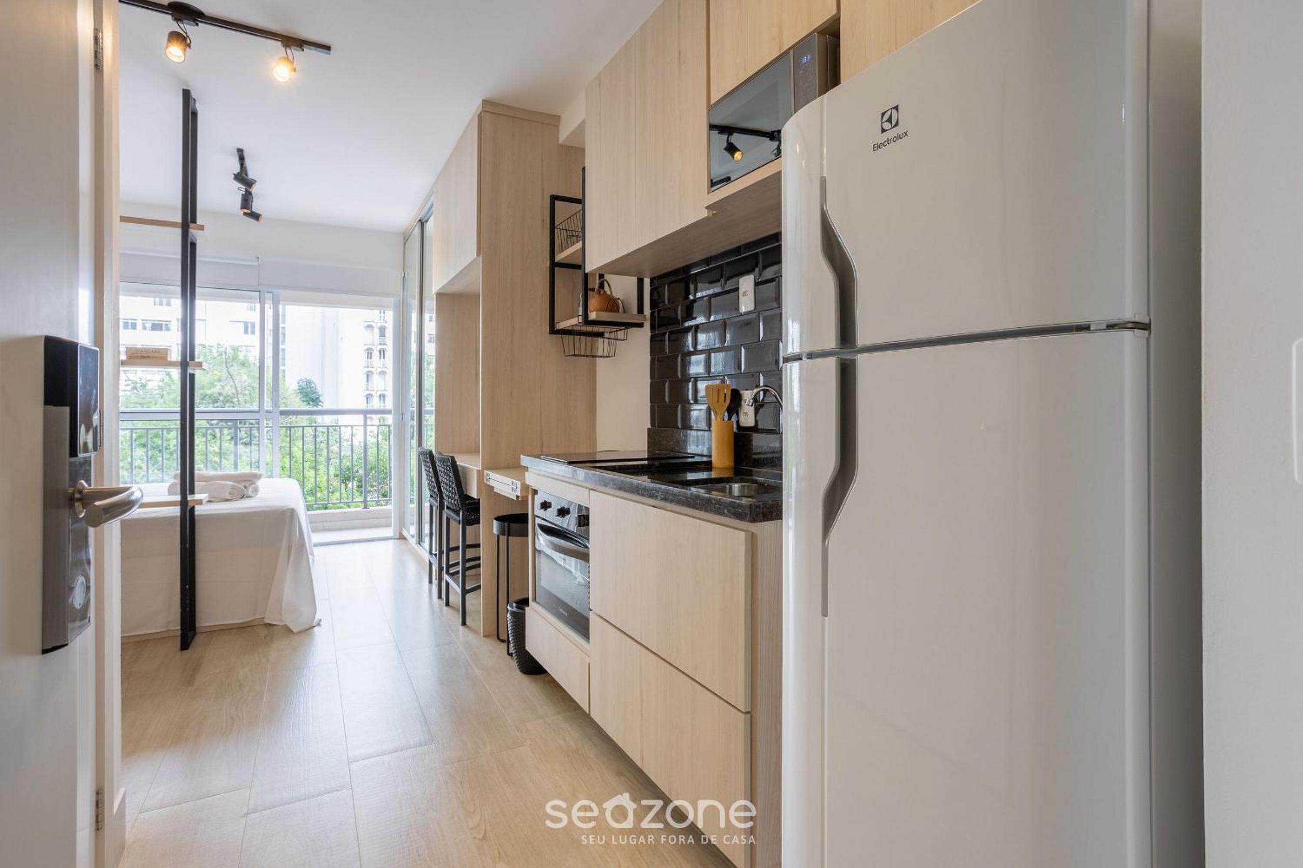 Beautiful Studio 400m from the Metro EATNR0205