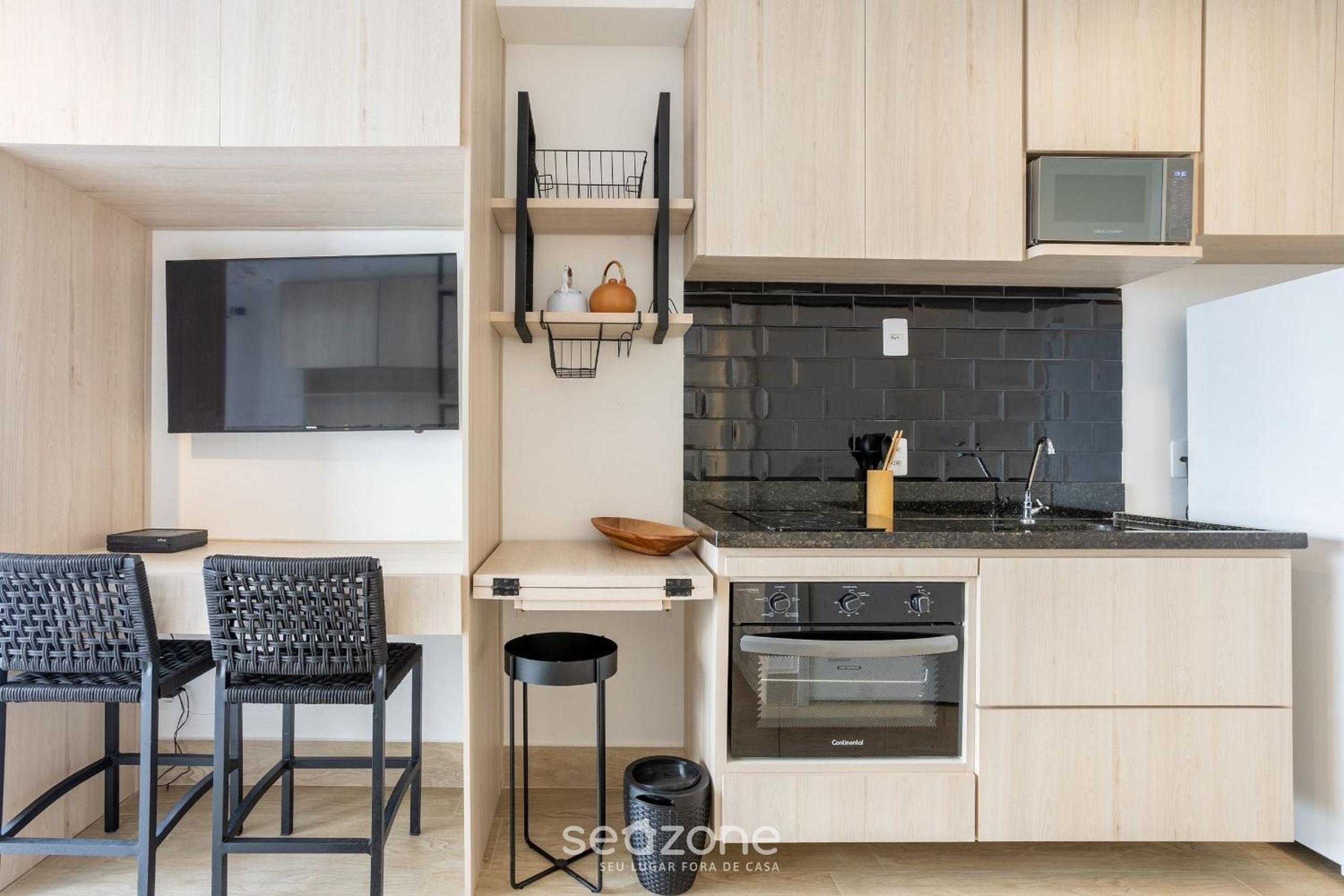 Beautiful Studio 400m from the Metro EATNR0205