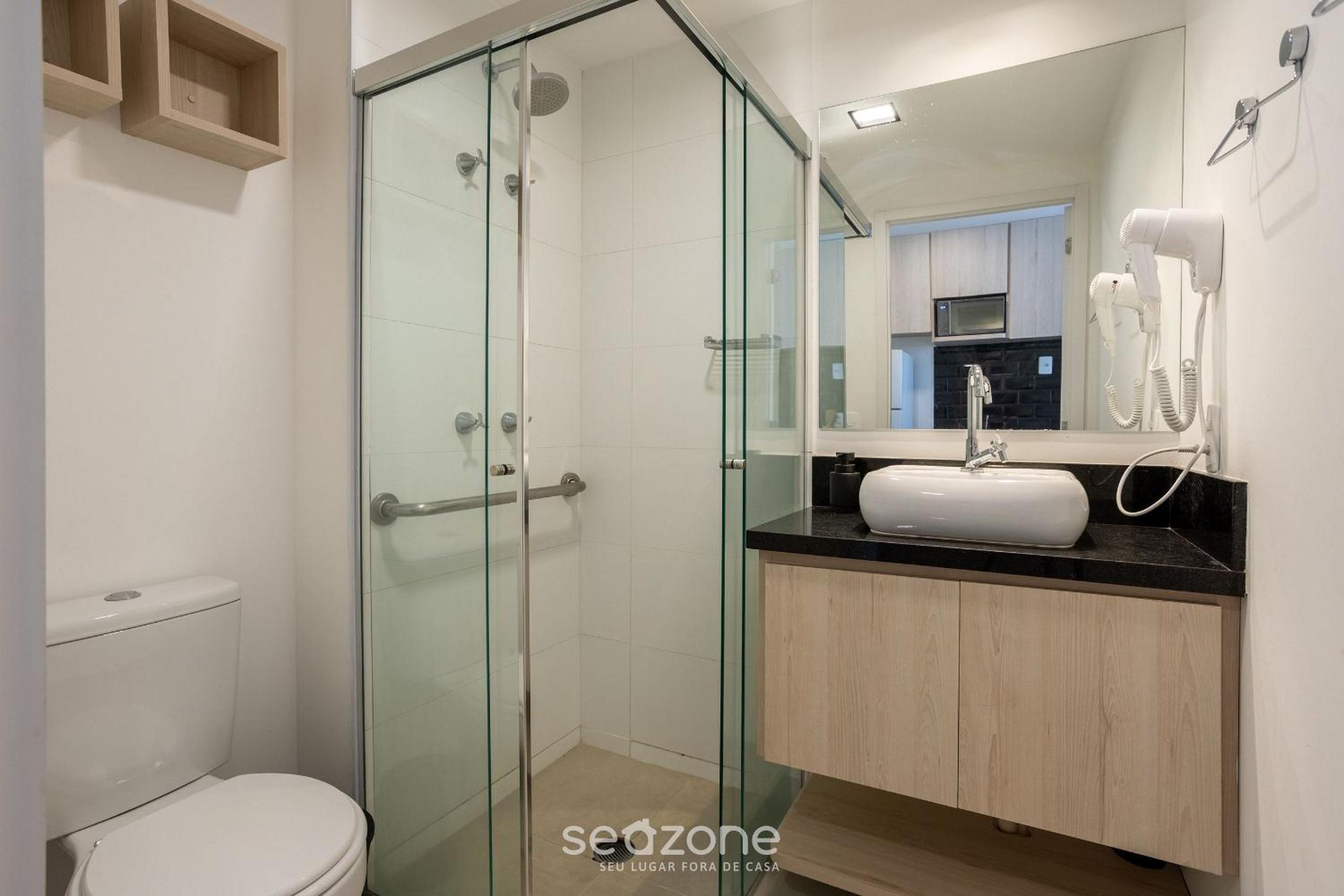 Beautiful Studio 400m from the Metro EATNR0205