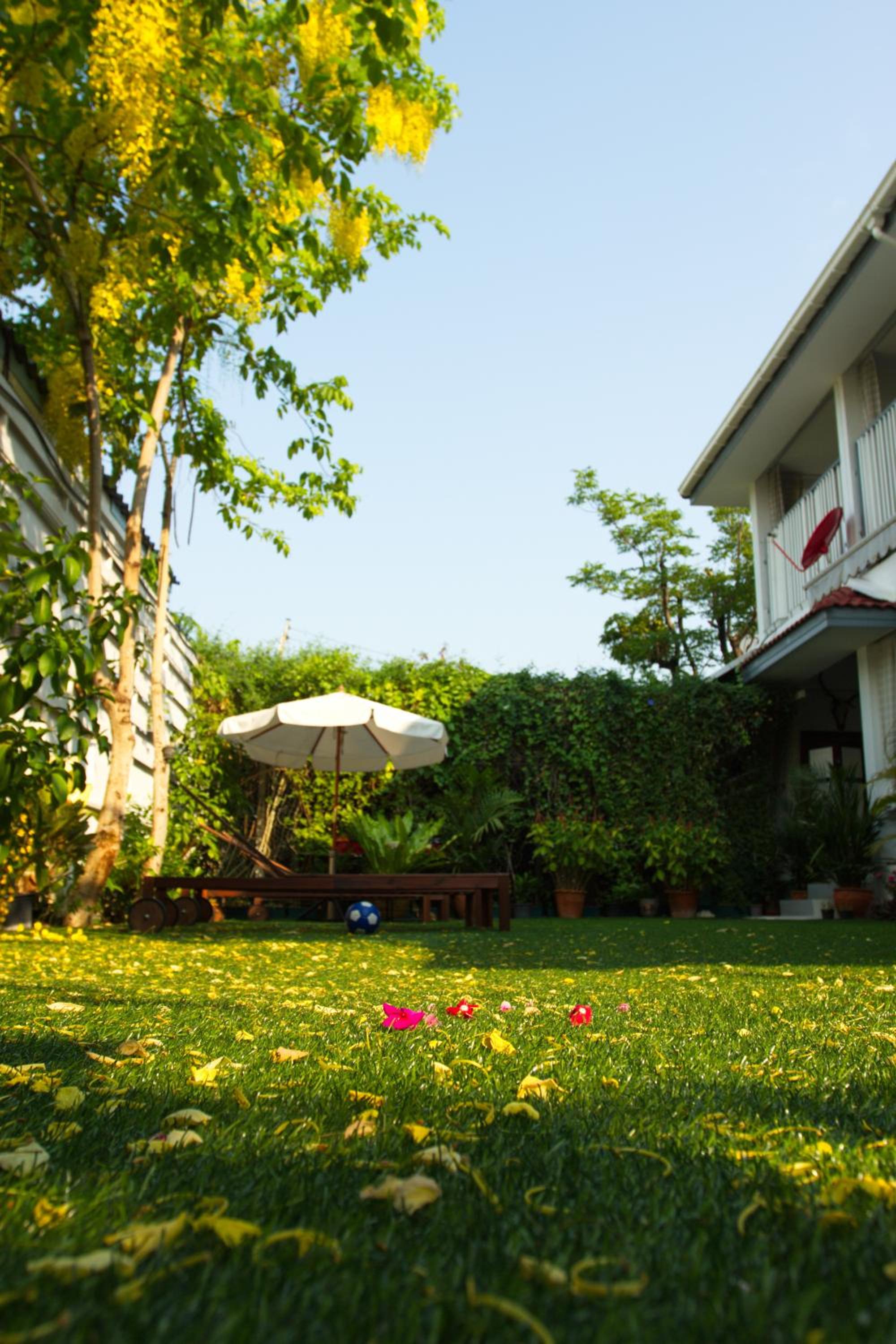 Barefeet Naturist Resort