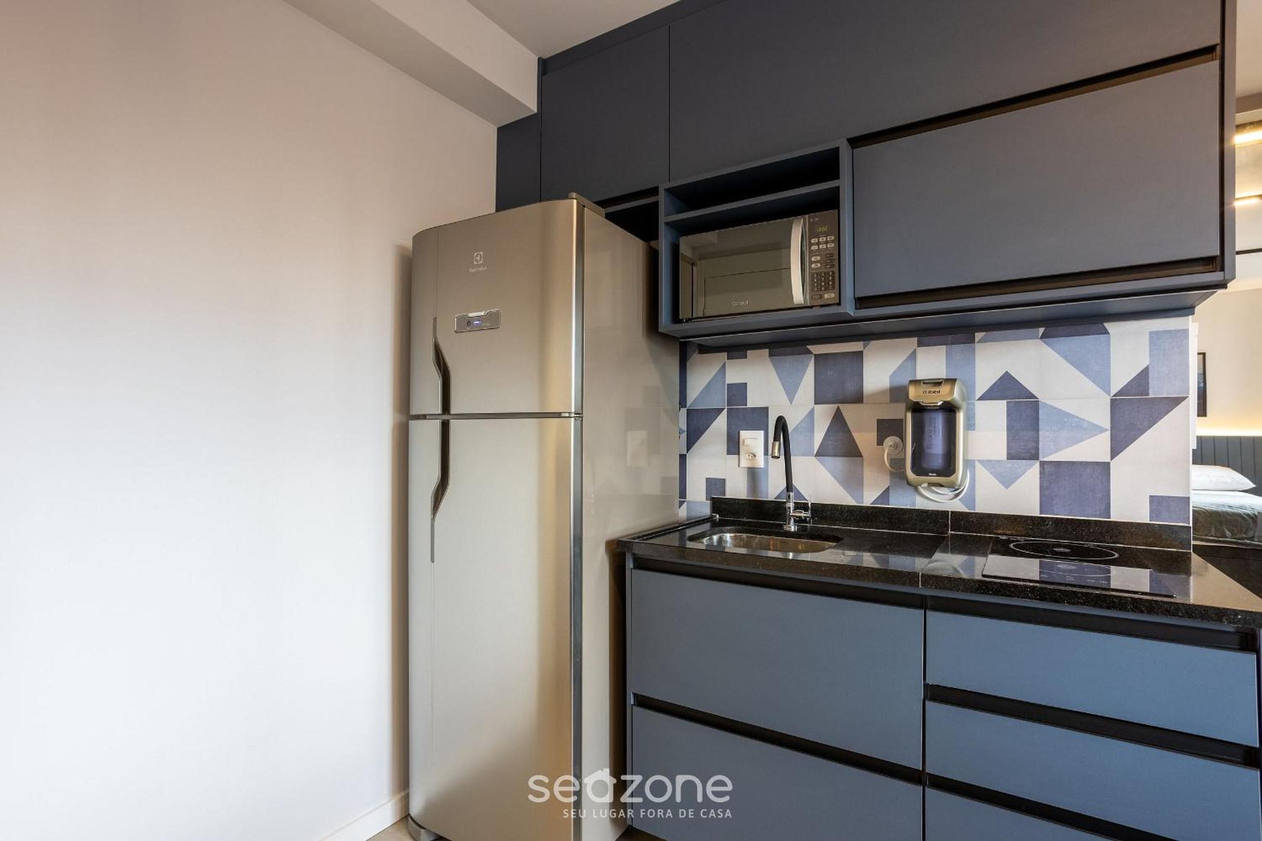 Functional studio near subway | GBA908