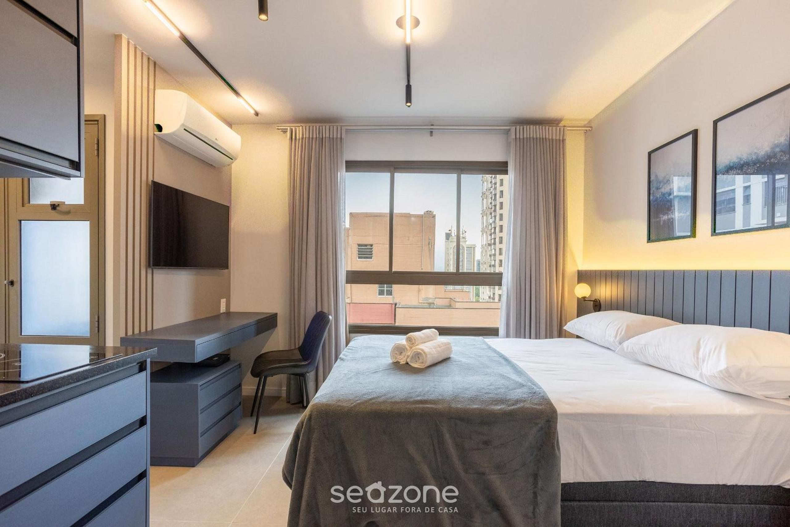 Functional studio near subway | GBA908