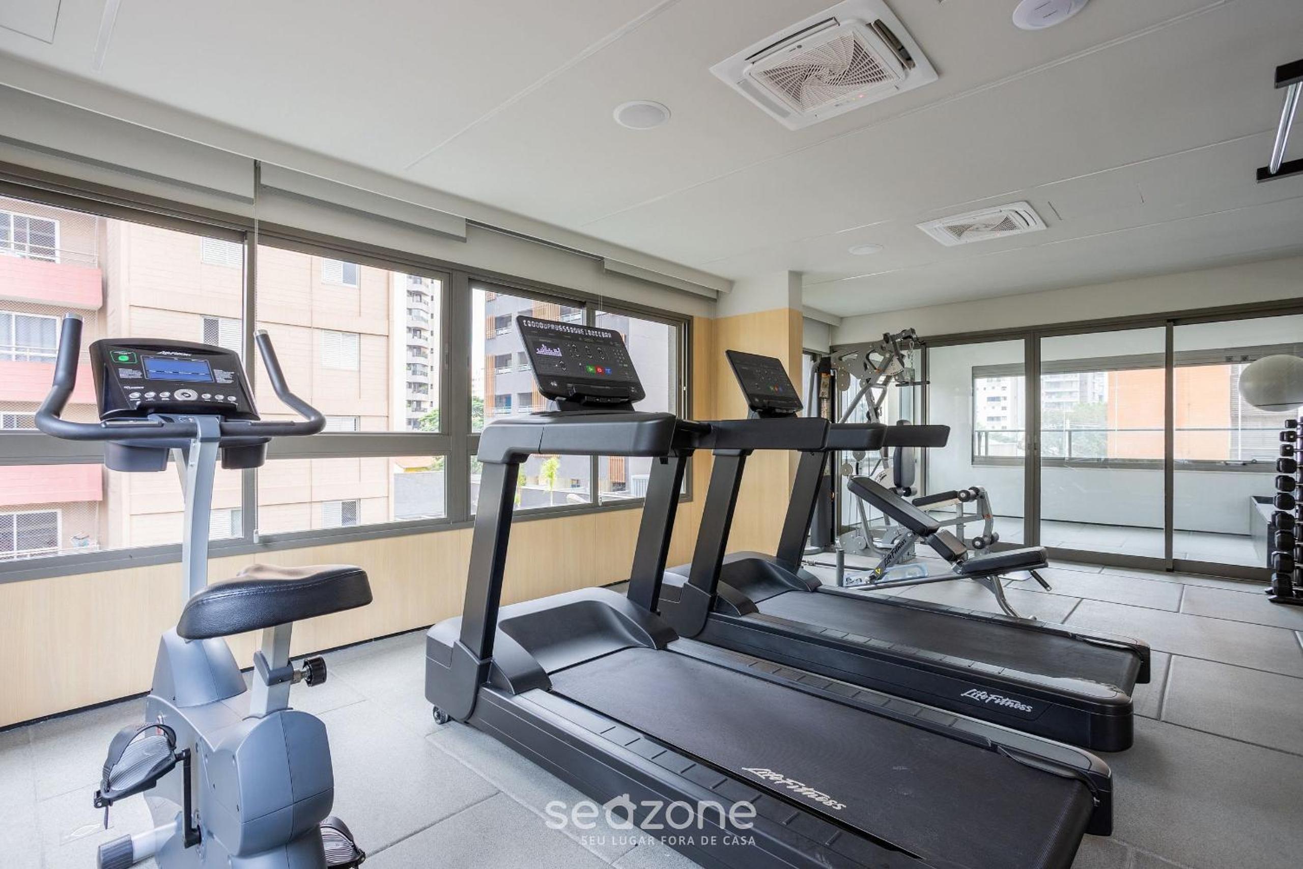 Functional studio near subway | GBA908