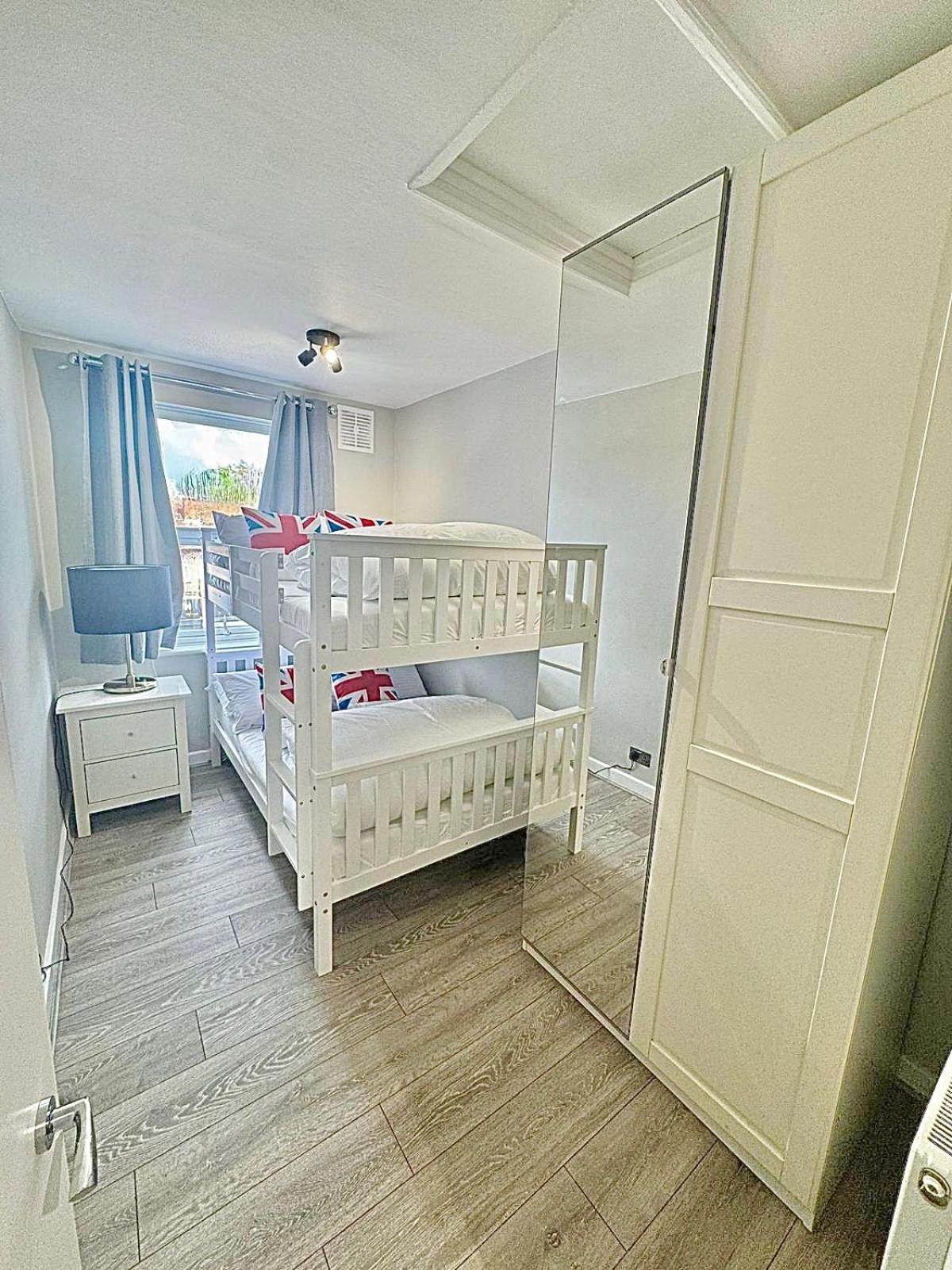 Eastcote Apartment