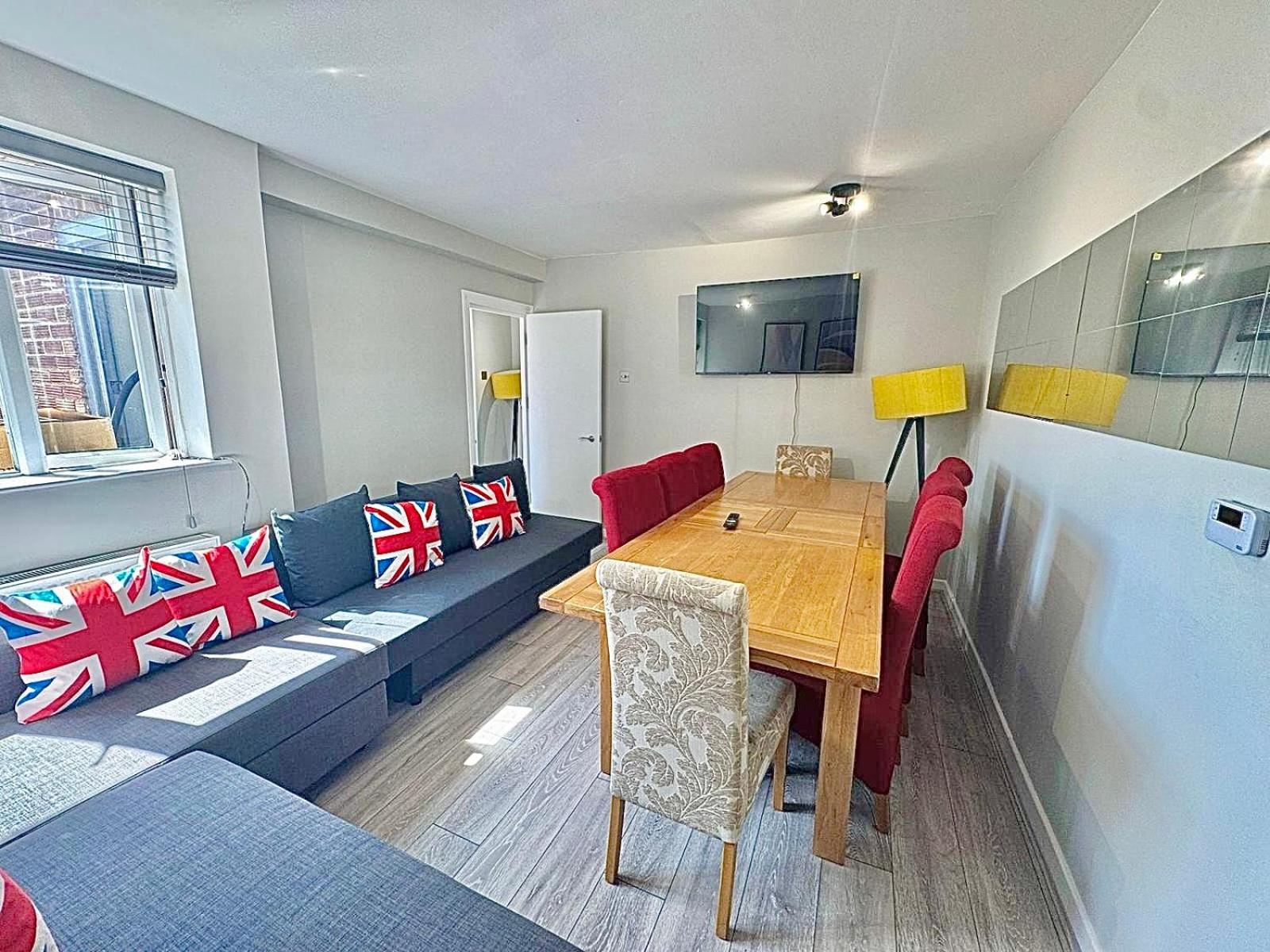 Eastcote Apartment