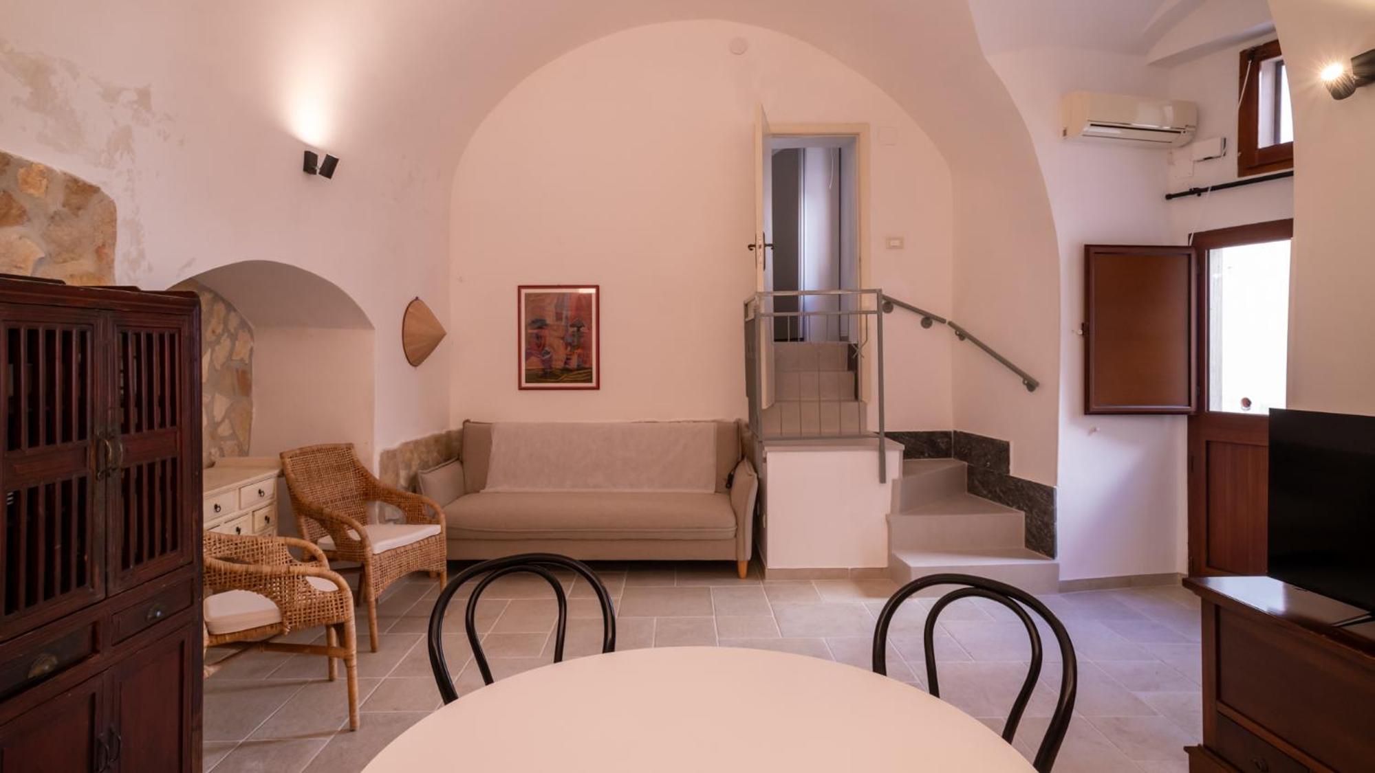 Casa Mela by Rentbeat