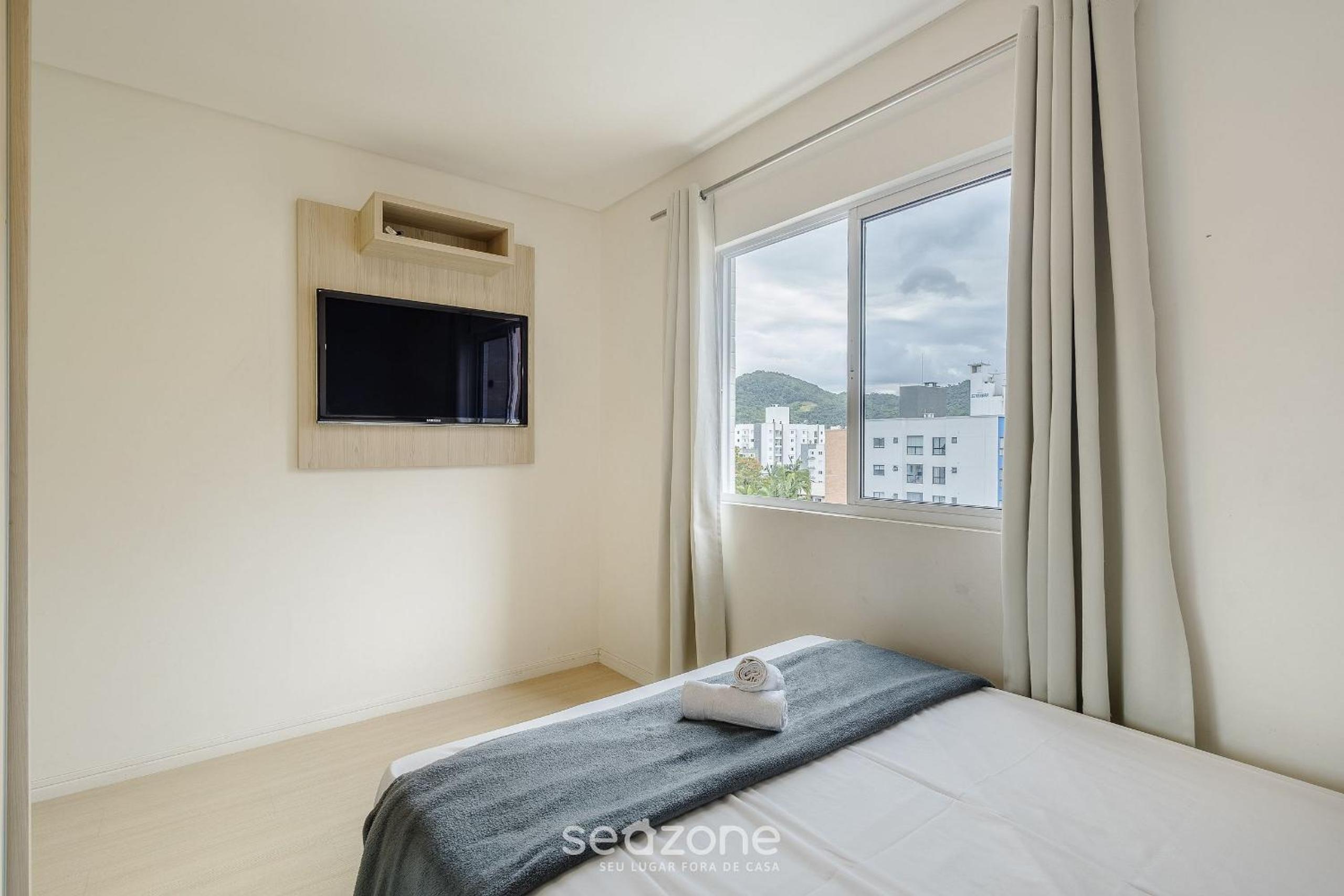 Apt w/ BBQ Garage 550m from Beach ZUC0703