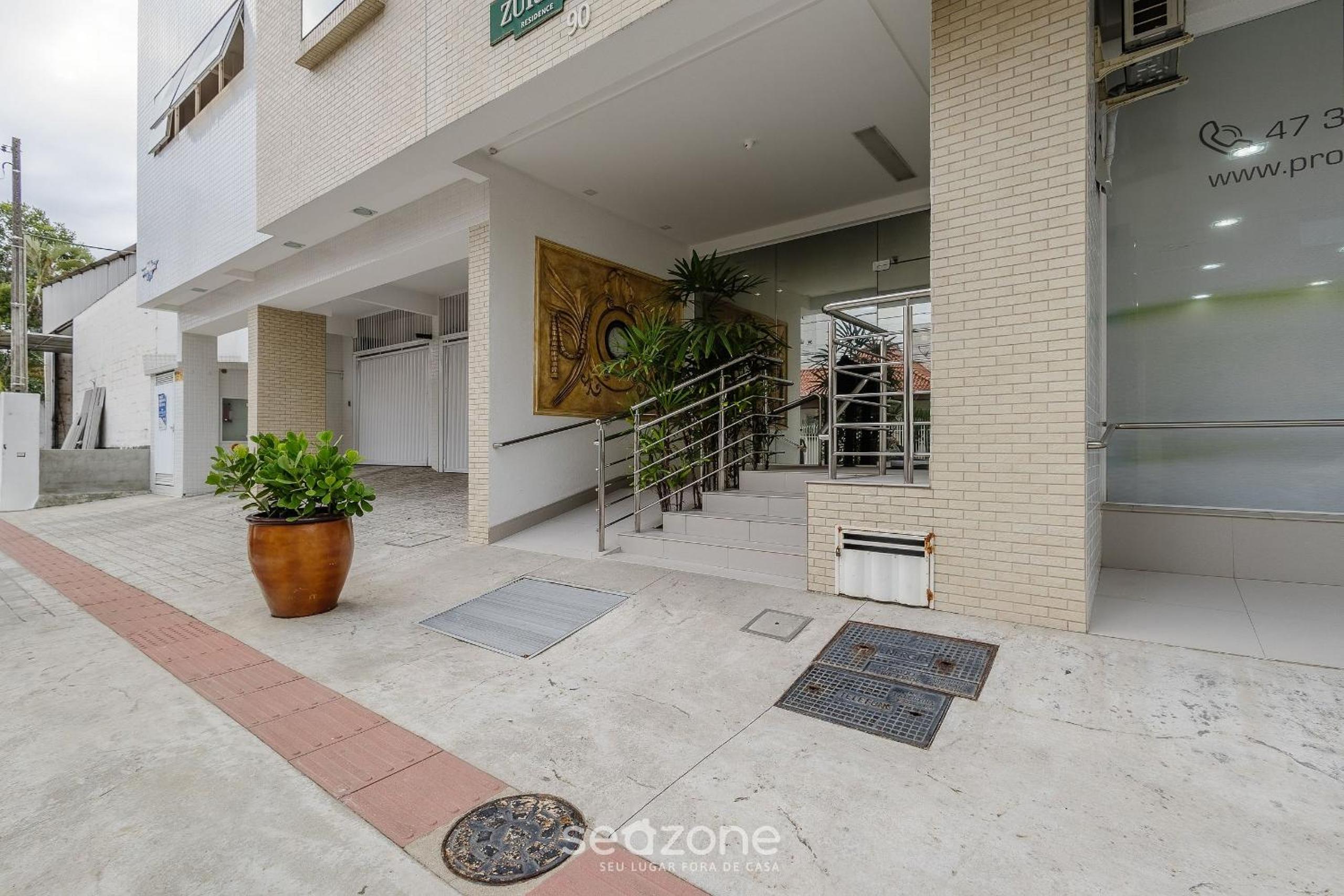 Apt w/ BBQ Garage 550m from Beach ZUC0703