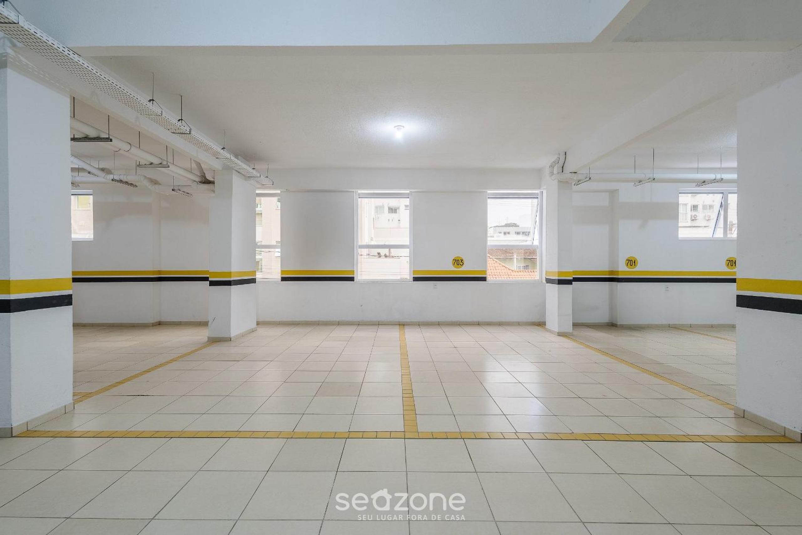 Apt w/ BBQ Garage 550m from Beach ZUC0703