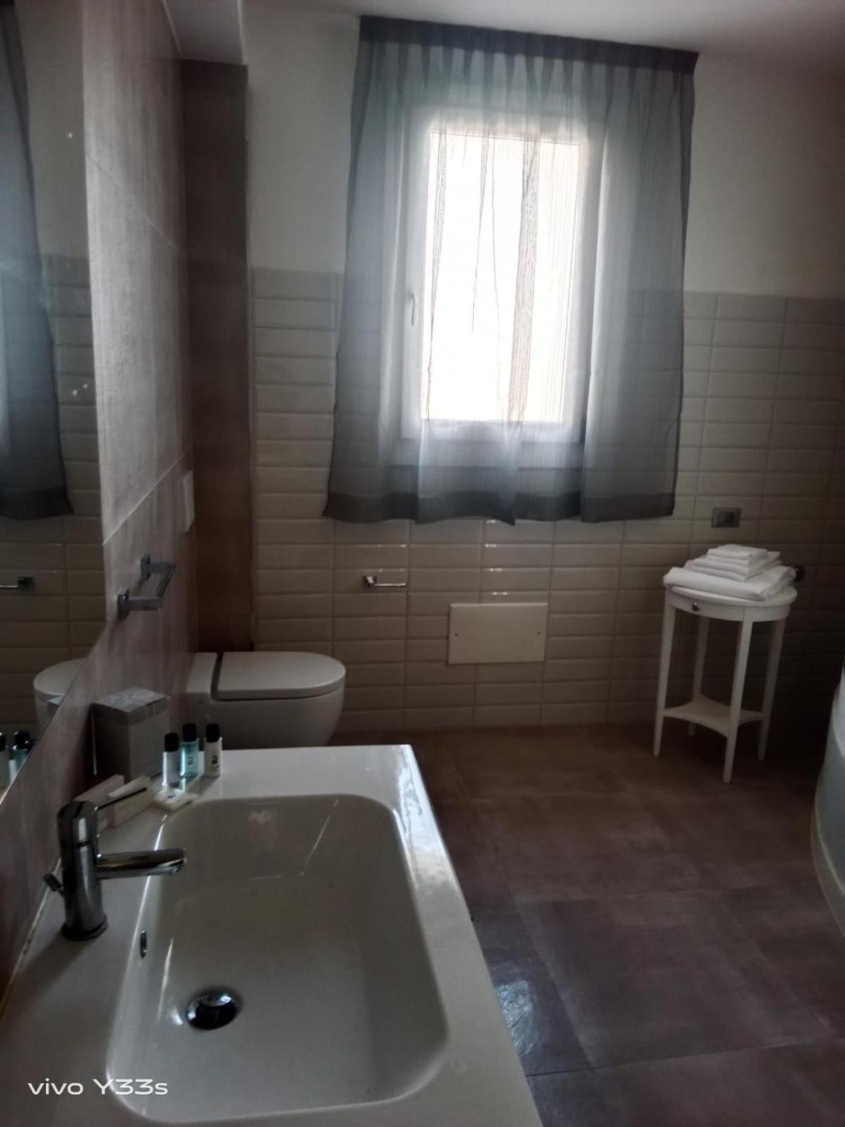 Cattania Suites and Rooms