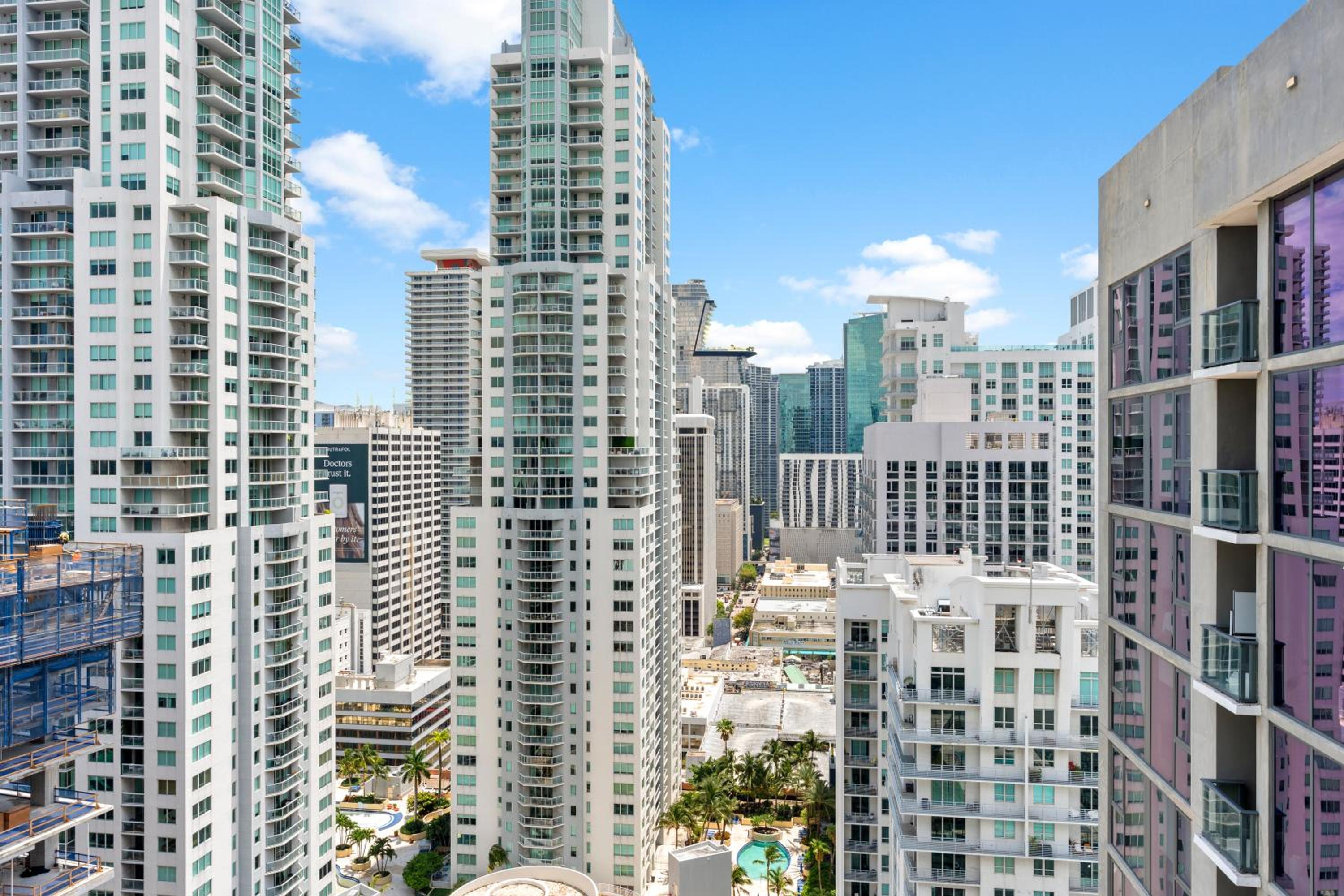 Miami Penthouse Infinity Pool