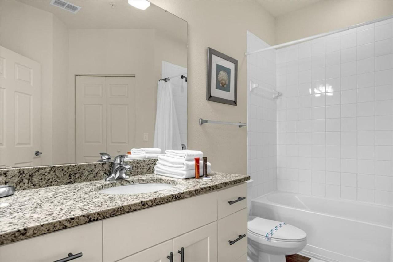 Luxury 4 BDR House near Disney 11105