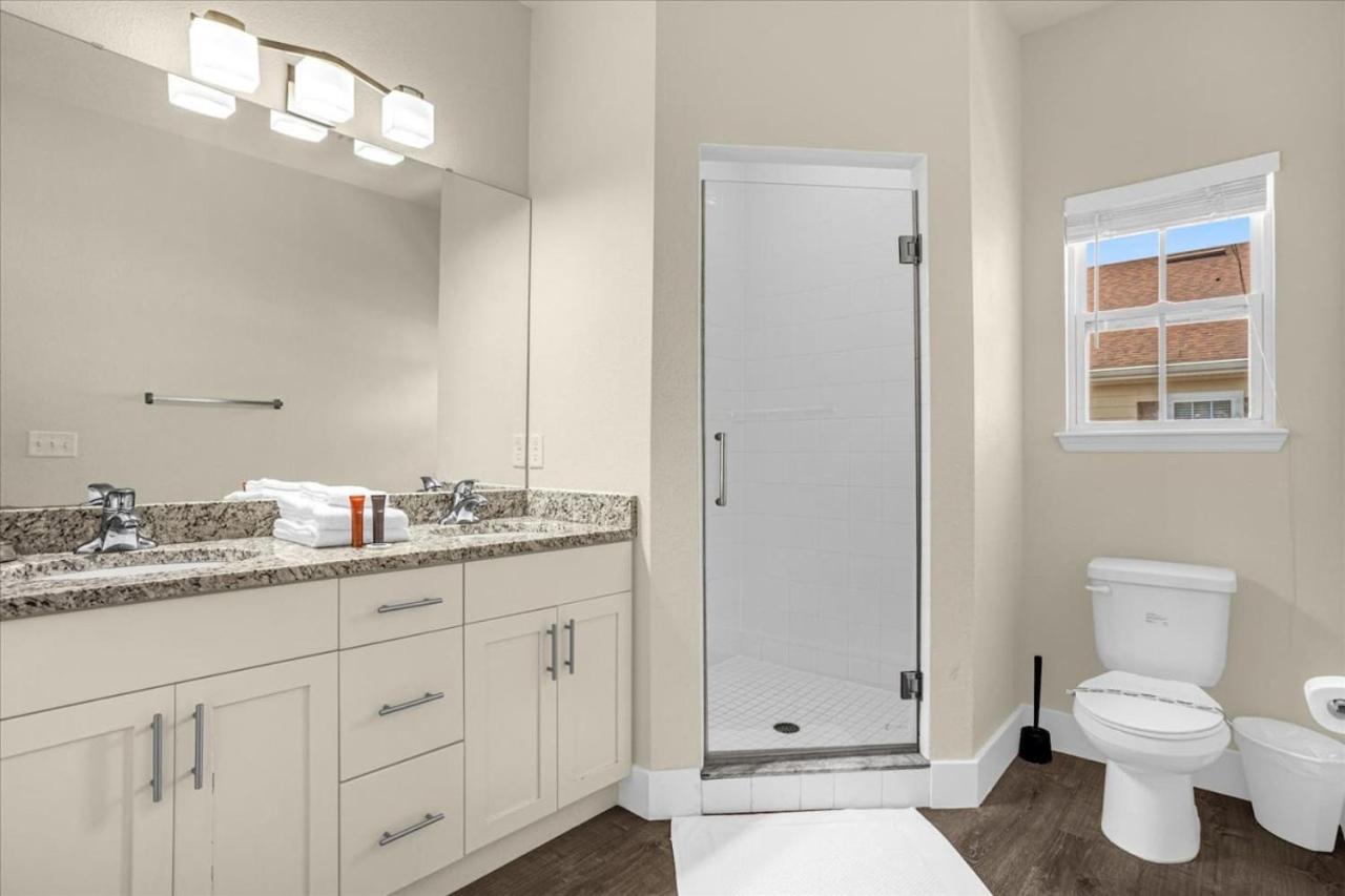 Luxury 4 BDR House near Disney 11105