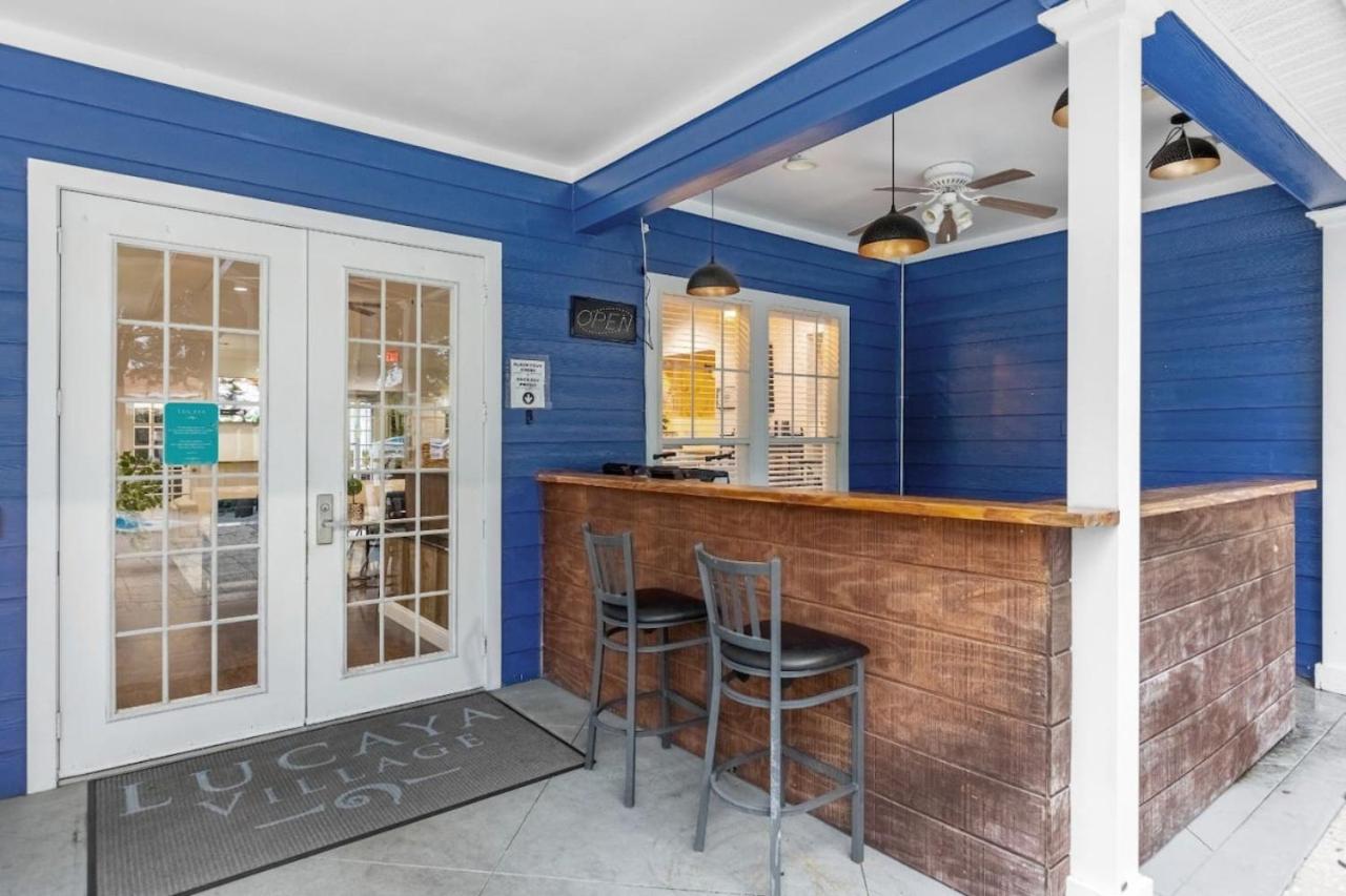 Luxury 4 BDR House near Disney 11105