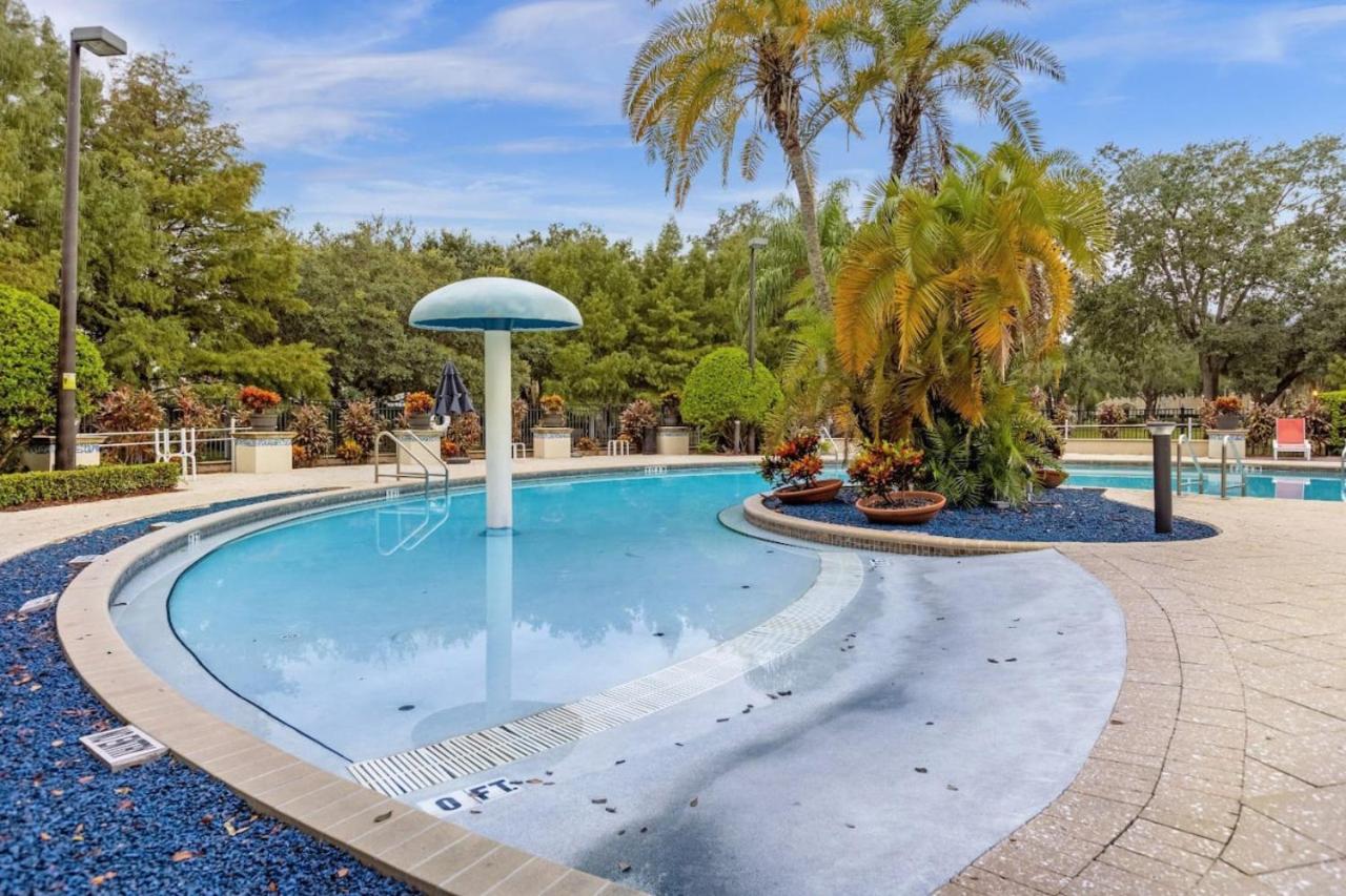 Luxury 4 BDR House near Disney 11105