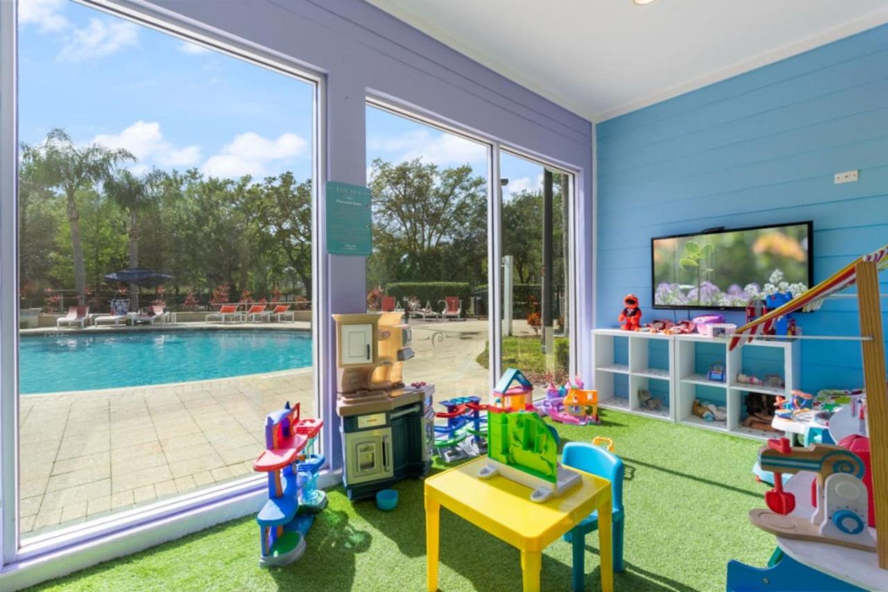 Luxury 4 BDR House near Disney 11105