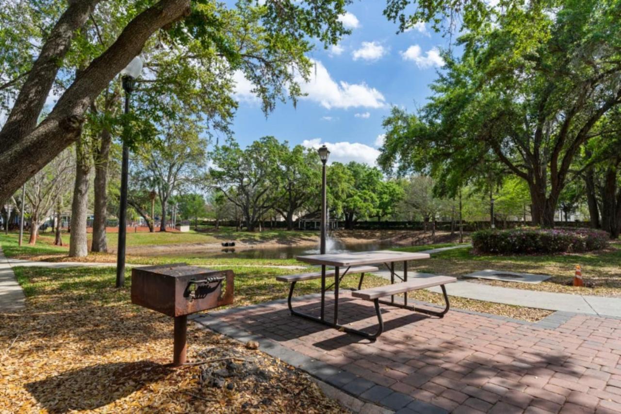 Luxury 4 BDR House near Disney 11105