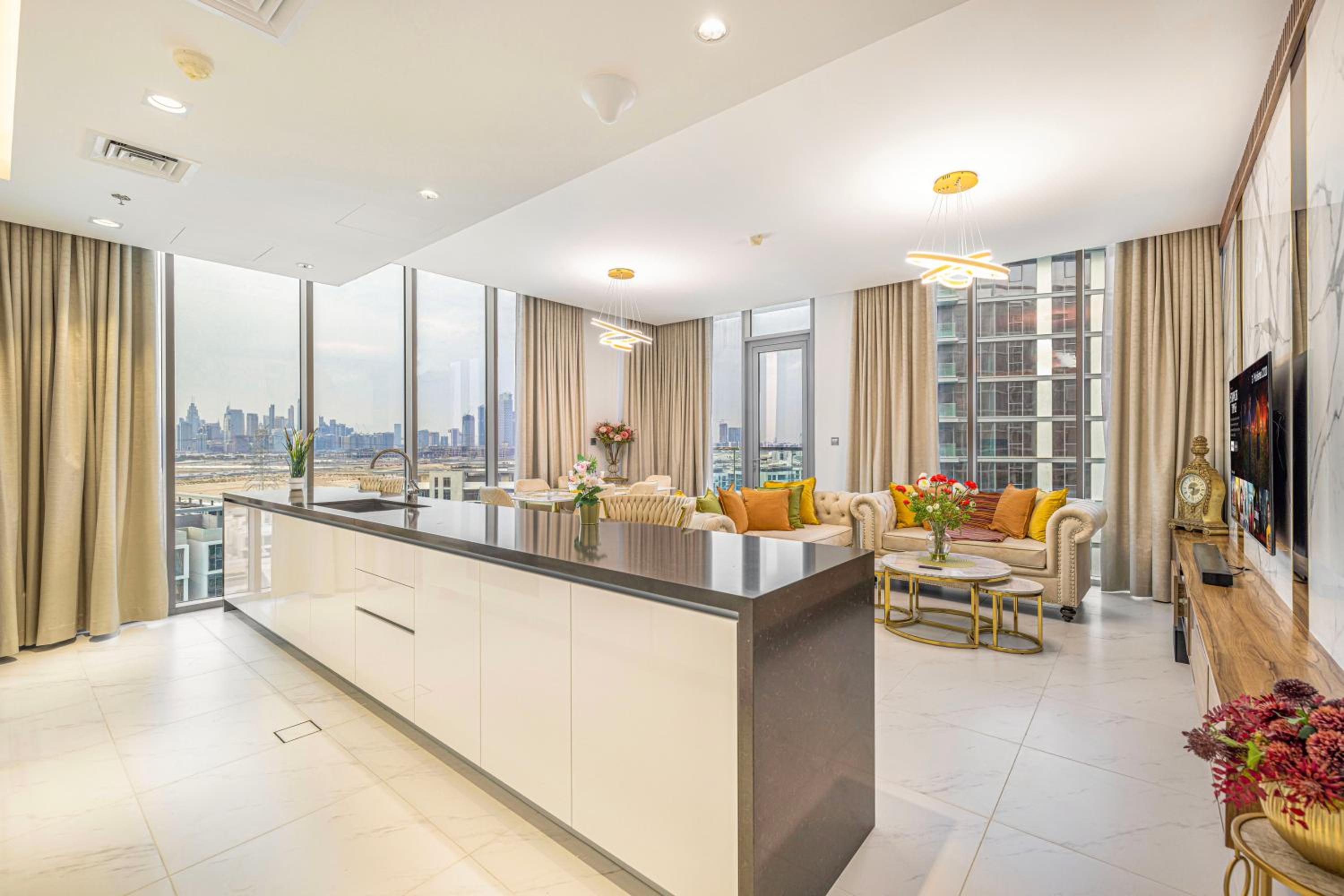 Luxury 2 Bedroom plus kids room Burj Khalifa View