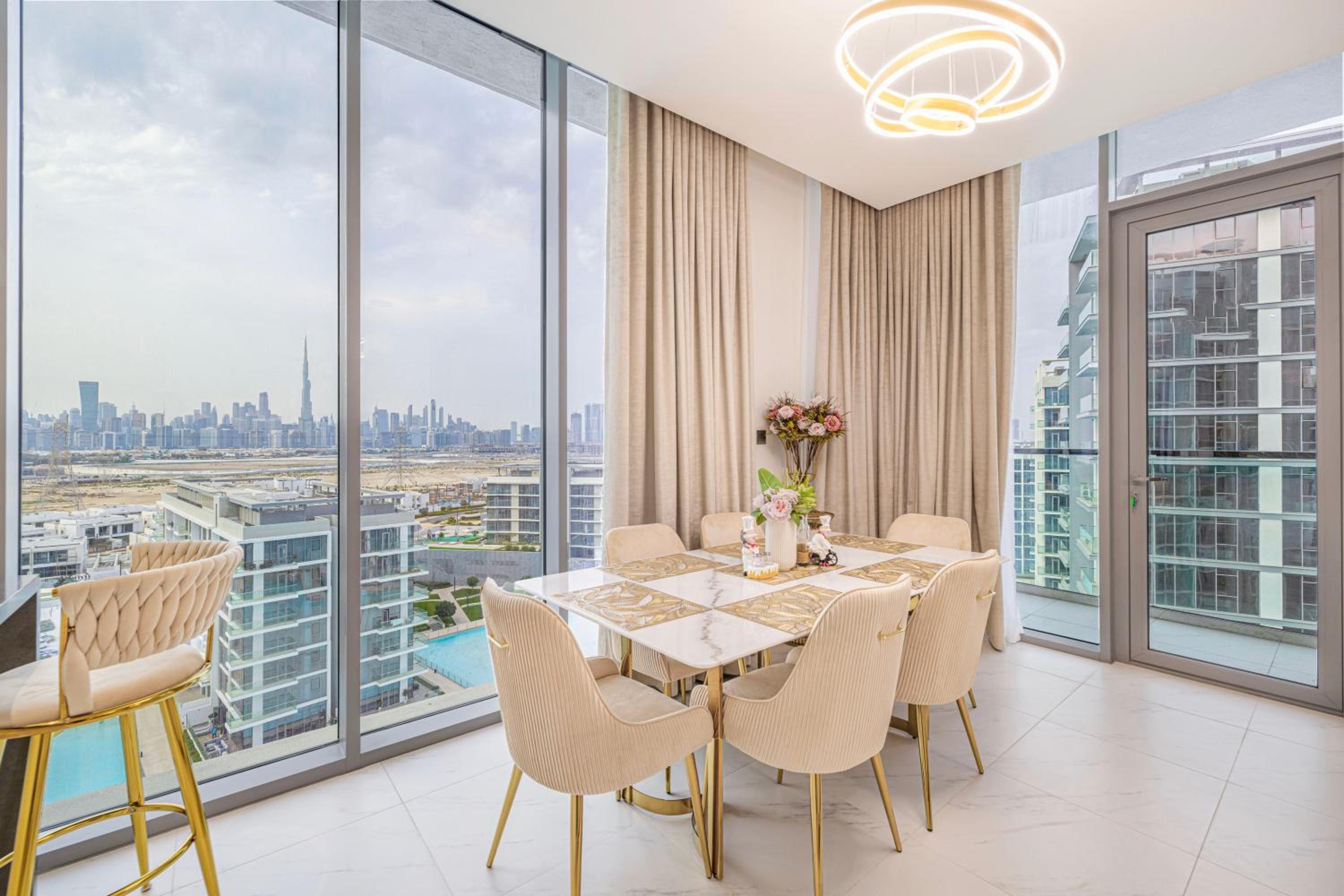 Luxury 2 Bedroom plus kids room Burj Khalifa View