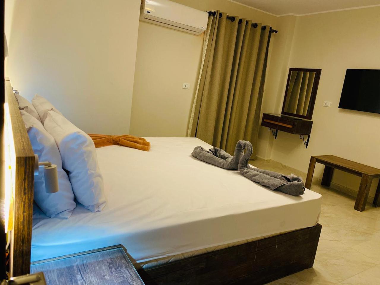 Rivera Cairo Hostel