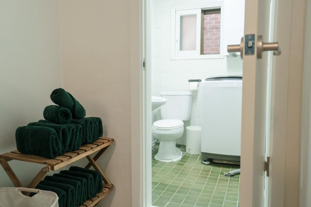 Itaewon, Seoul, Comfortable Family Room for 4