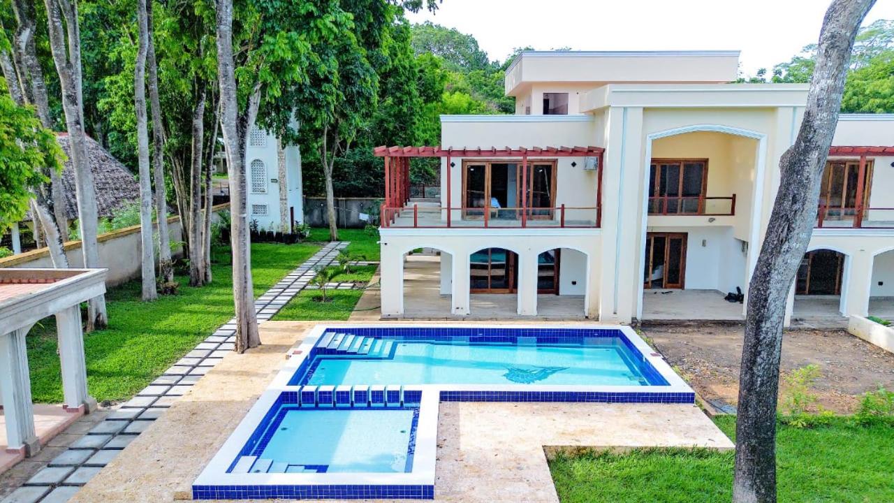 Peppermint luxury villa - DIANI