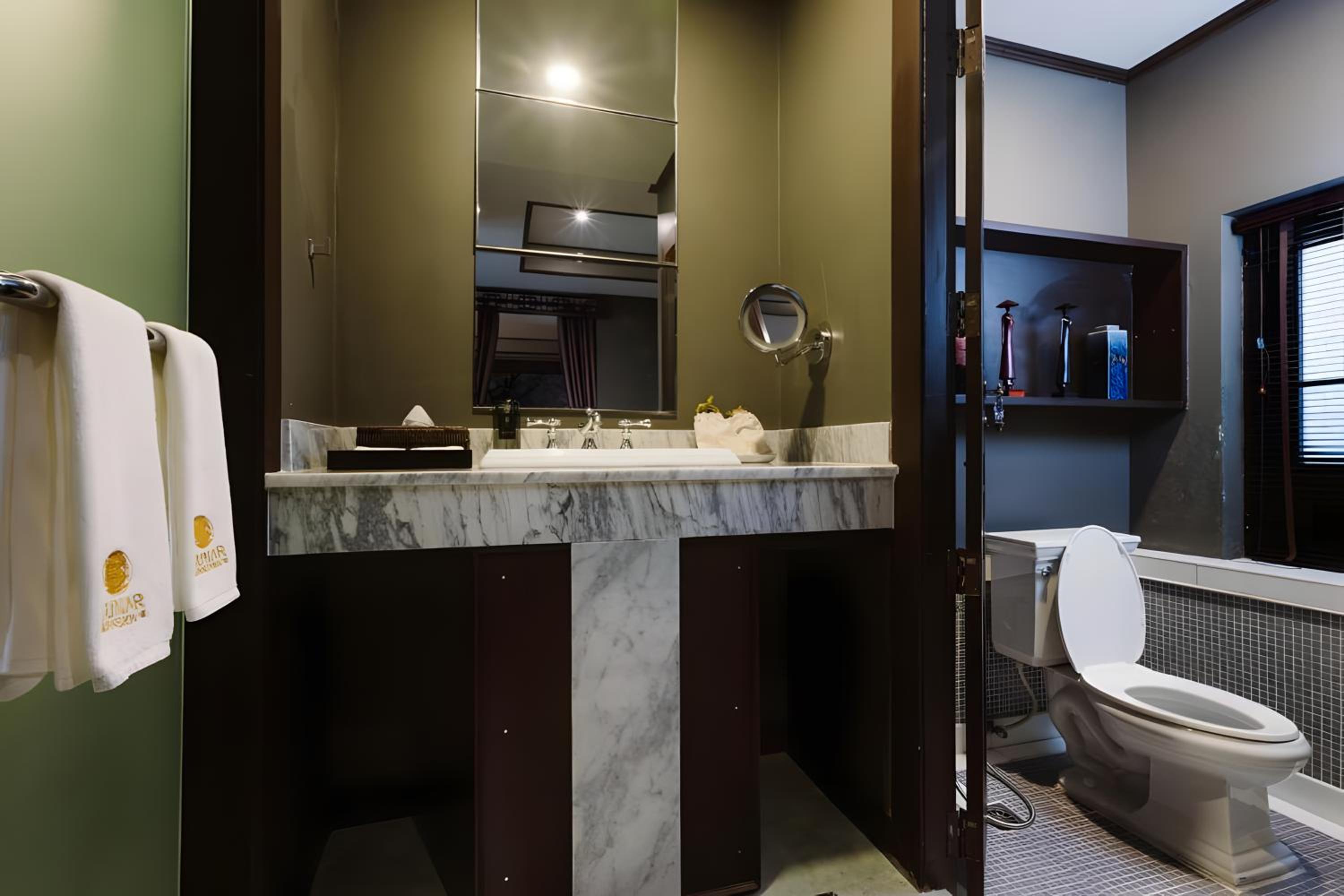 XX Lunar Mansion Hotel - โรงแรม ลูน่า แมนชั่น เชียงใหม่